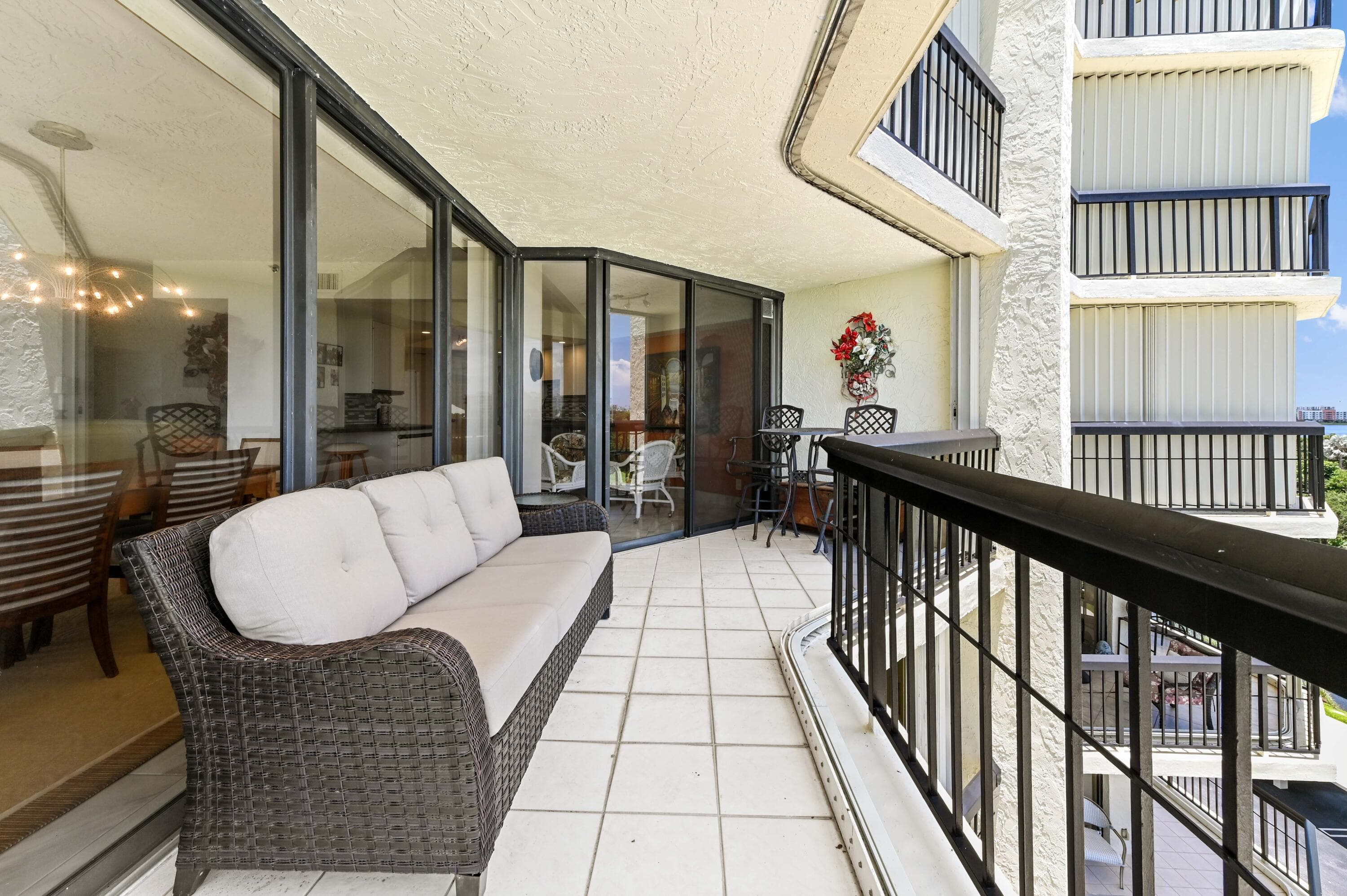 1900 Consulate Place 604, West Palm Beach, FL 33401 — photo 33 of 74