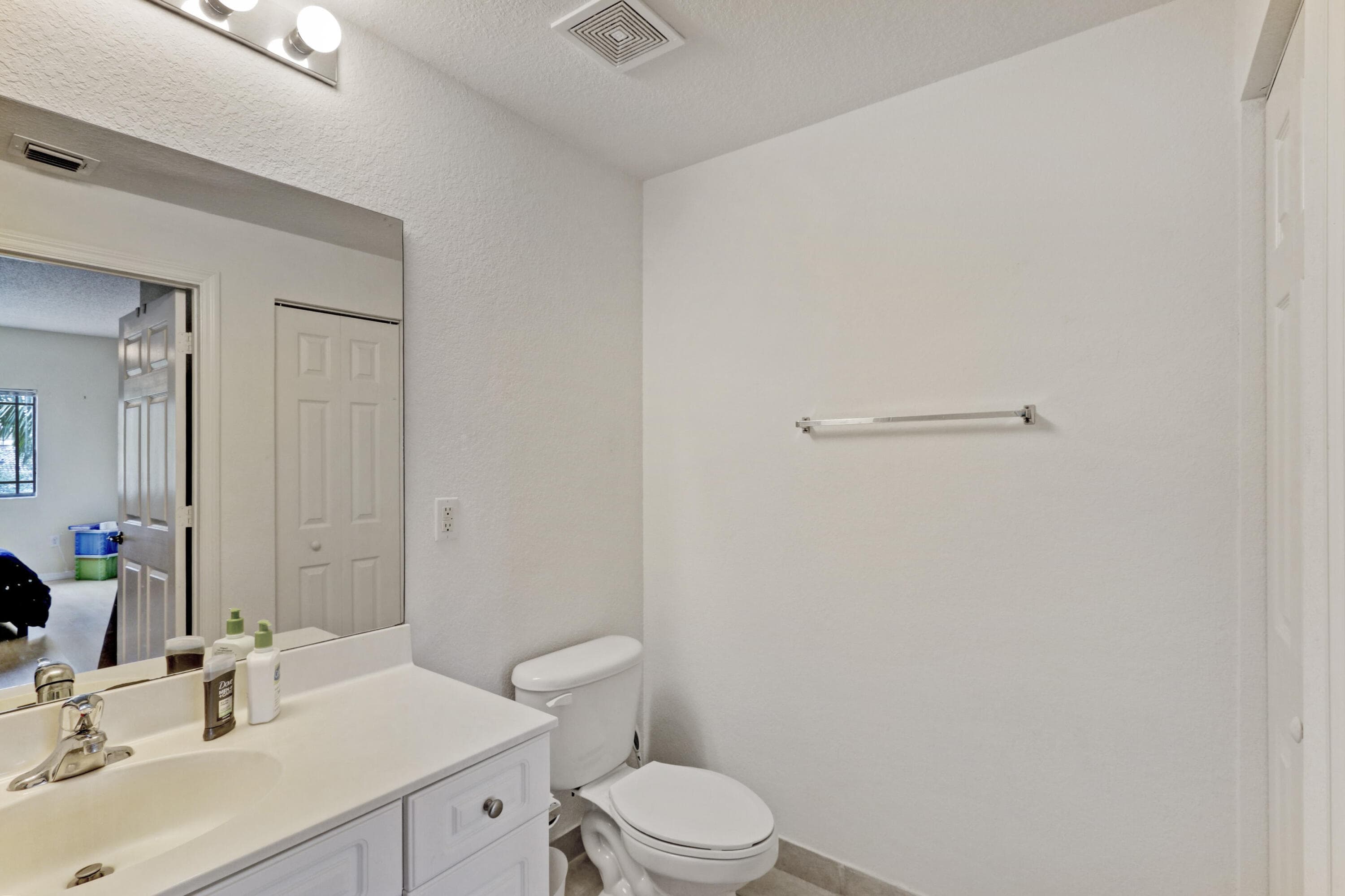 2806 Veronia Drive 301, Palm Beach Gardens, FL 33410 — photo 14 of 42