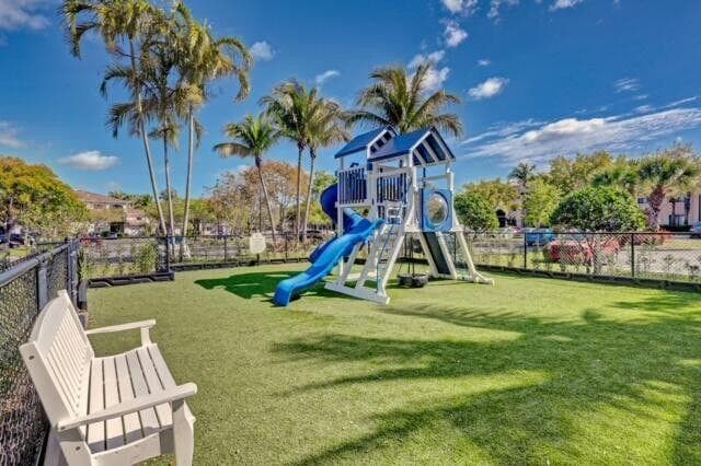 2806 Veronia Drive 301, Palm Beach Gardens, FL 33410 — photo 41 of 42