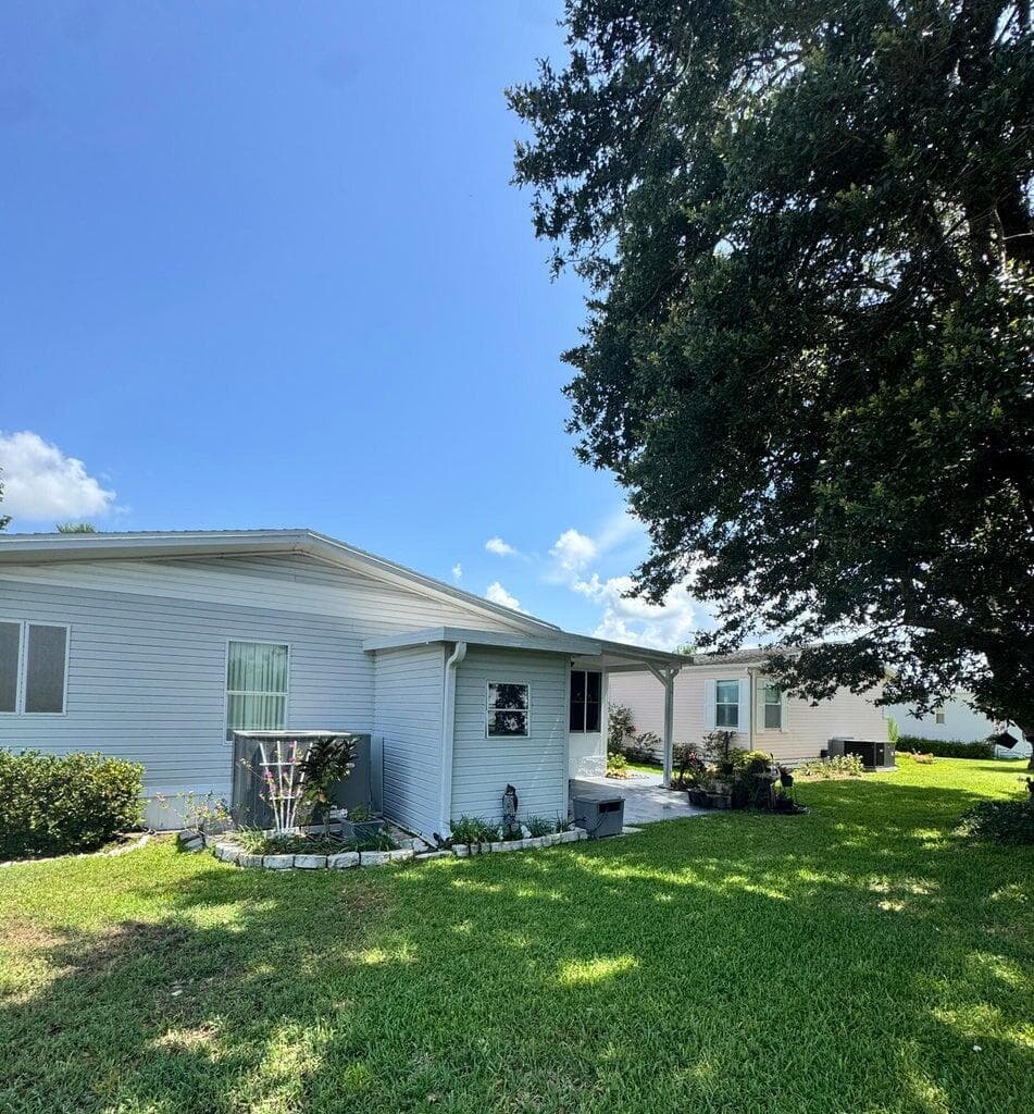 14119 Isla Flores Avenue, Fort Pierce, FL 34951 — photo 4 of 40