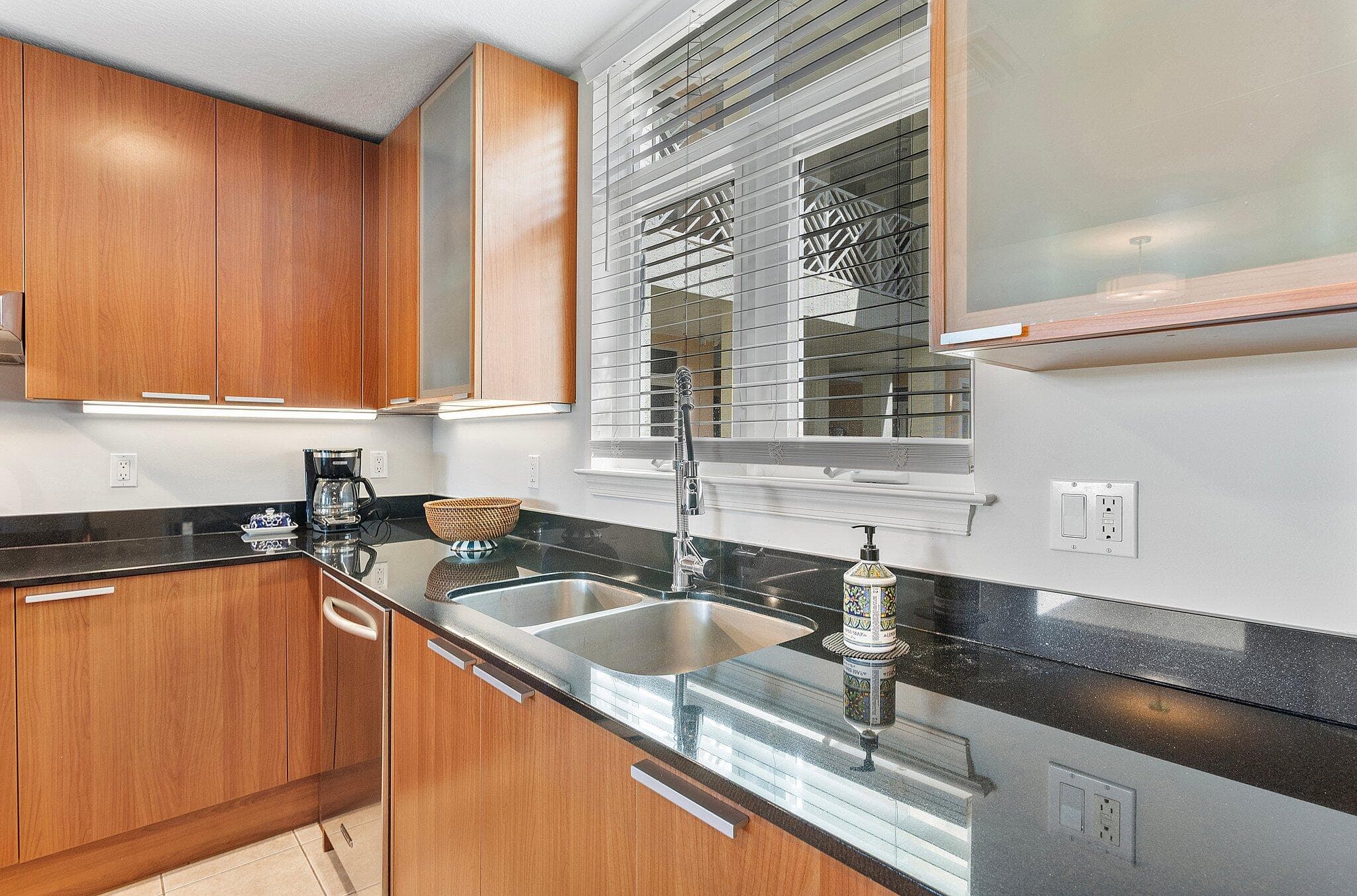 309 E Ocean Avenue 205, Lantana, FL 33462 — photo 12 of 83