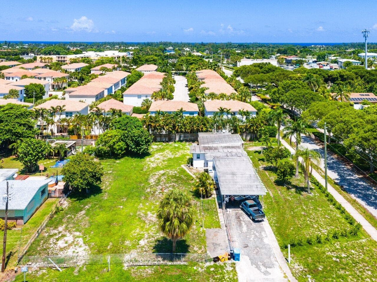 3650 SE 2nd Court, Boynton Beach, FL 33435 — photo 8 of 11