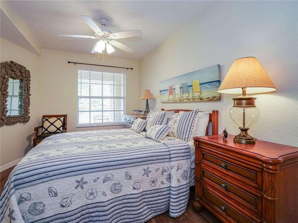 2288 57th Circle 2288, Vero Beach, FL 32966 — photo 4 of 35