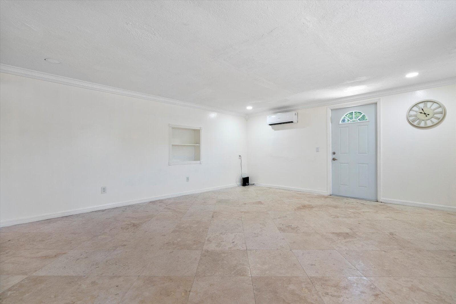 236 SW 14th Street, Dania Beach, FL 33004 — photo 9 of 19