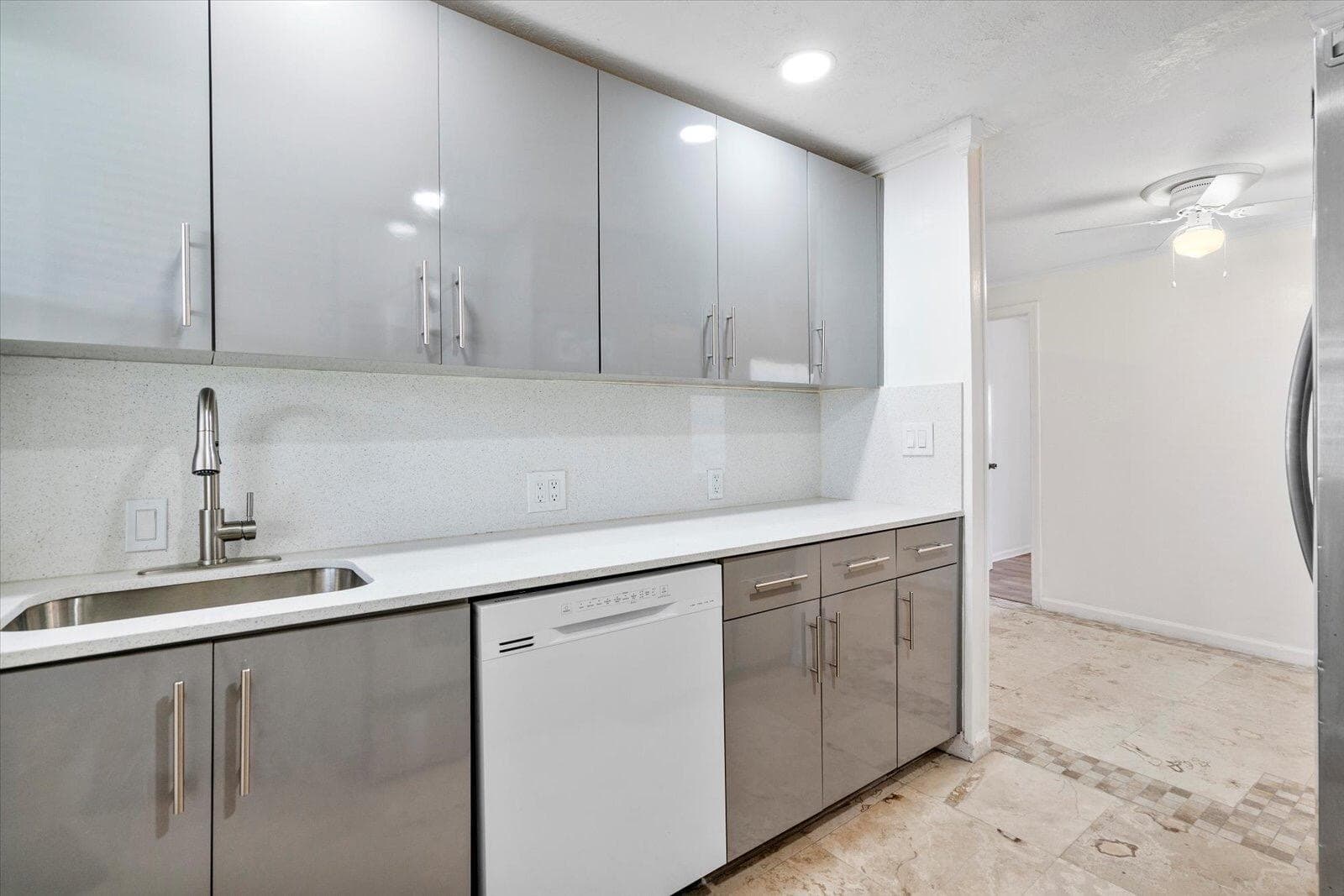 236 SW 14th Street, Dania Beach, FL 33004 — photo 7 of 19