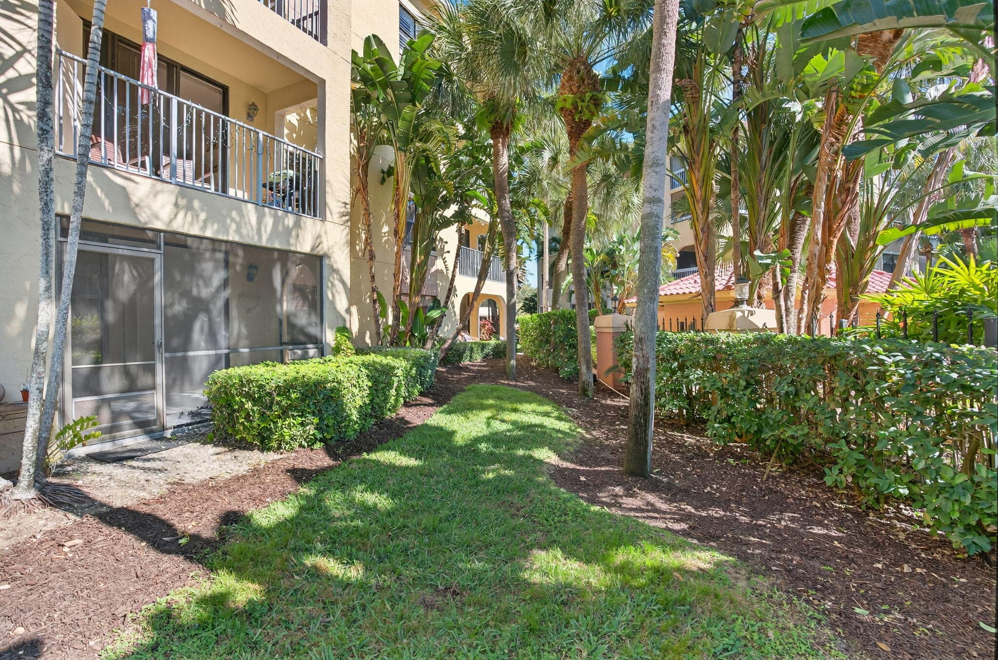 800 Uno Lago Drive 102, Juno Beach, FL 33408 — photo 40 of 54