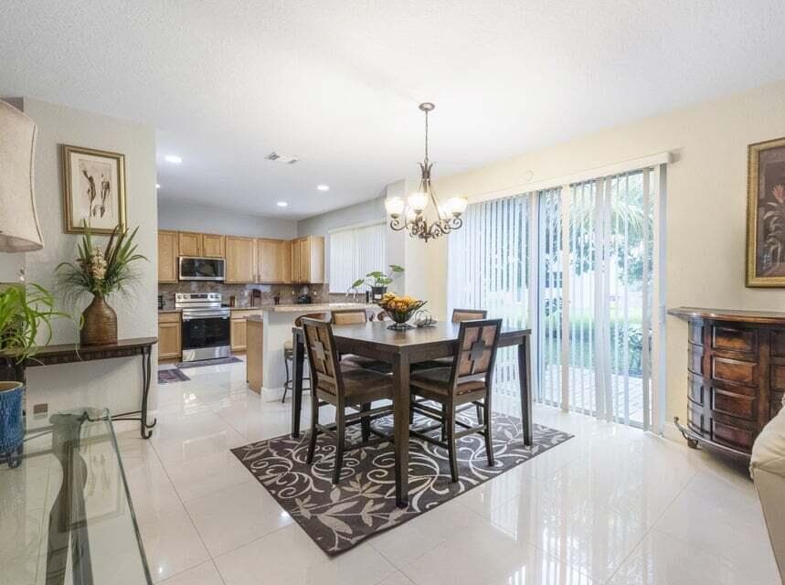 846 Gazetta Way, West Palm Beach, FL 33413 — photo 14 of 43