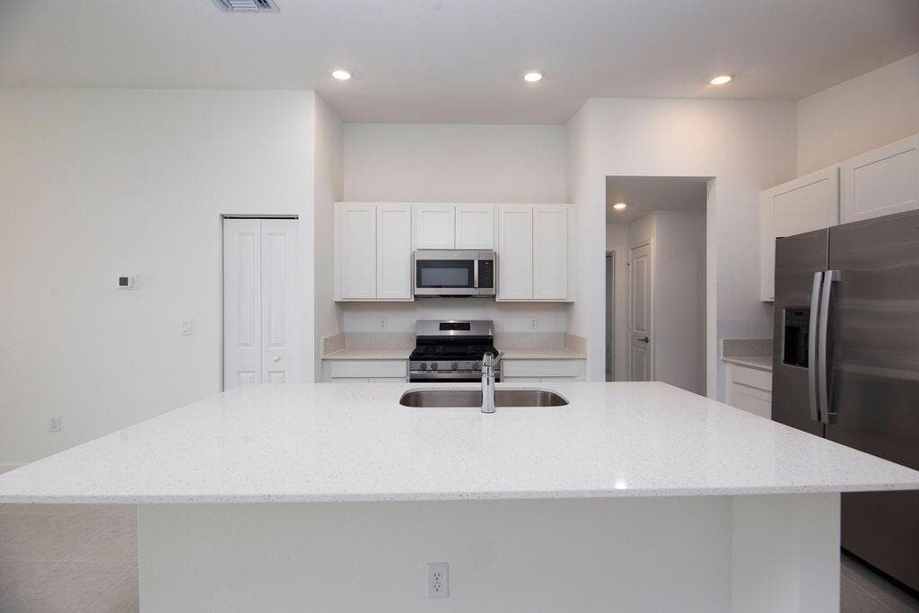 11146 NW Fernbrook Drive, Port St. Lucie, FL 34987 — photo 4 of 39
