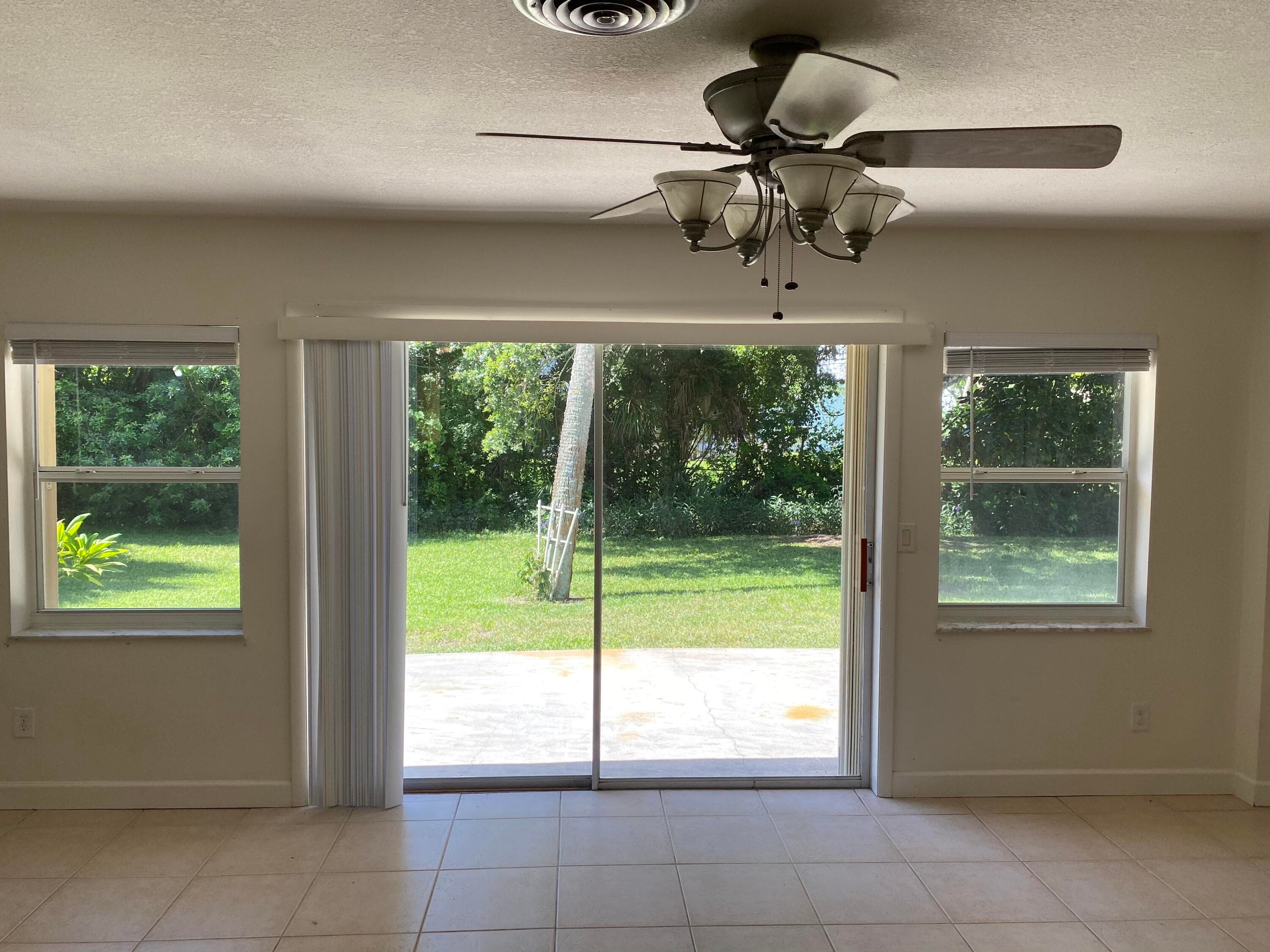 956 Tulip Lane, Vero Beach, FL 32963 — photo 11 of 52