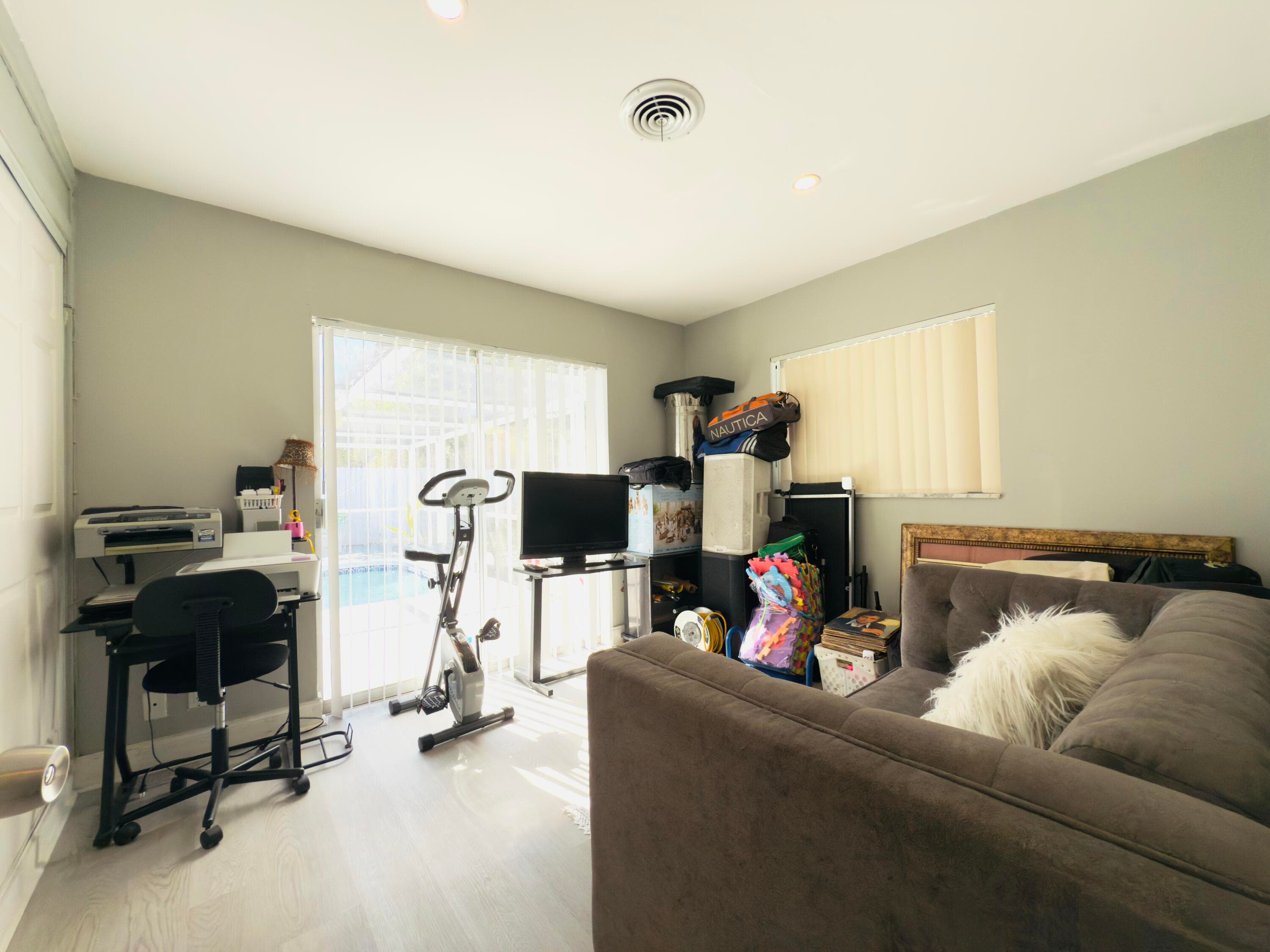 230 NE 25th Street, Pompano Beach, FL 33064 — photo 23 of 66
