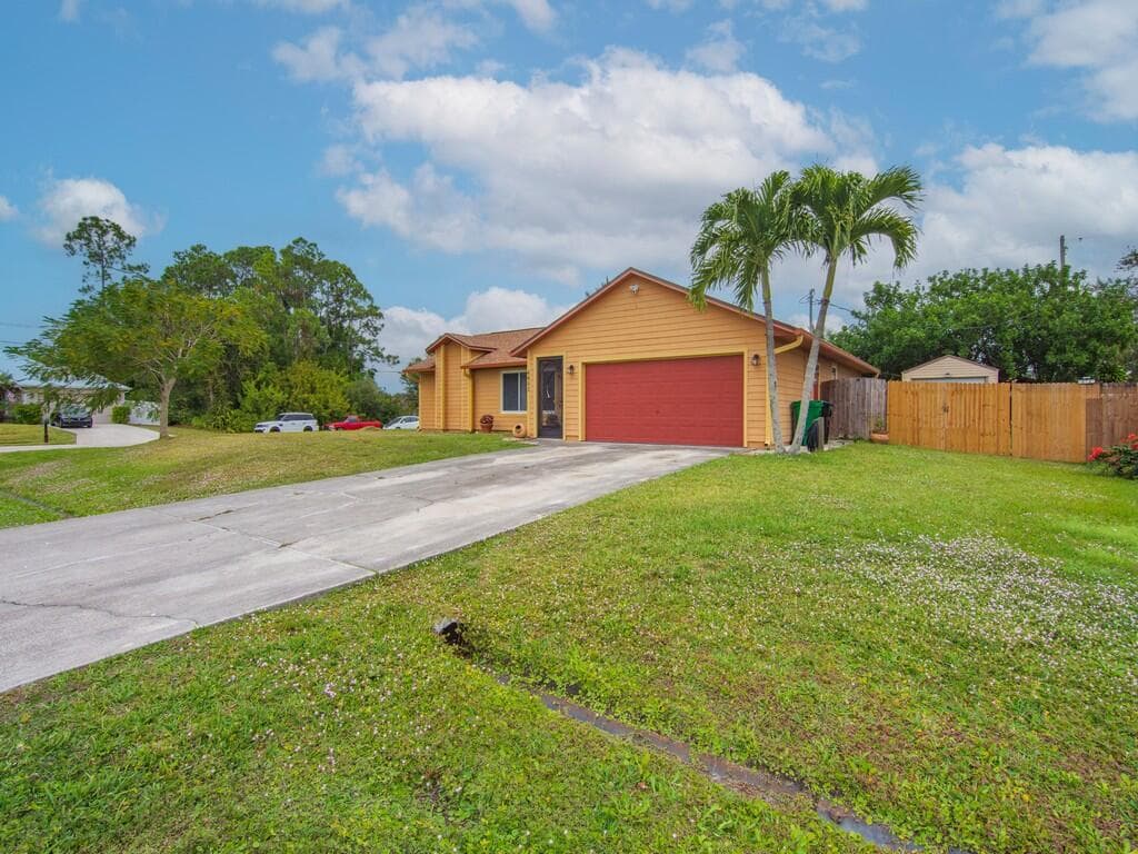 4401 SW Babylon Street, Port St. Lucie, FL 34953 — photo 34 of 39