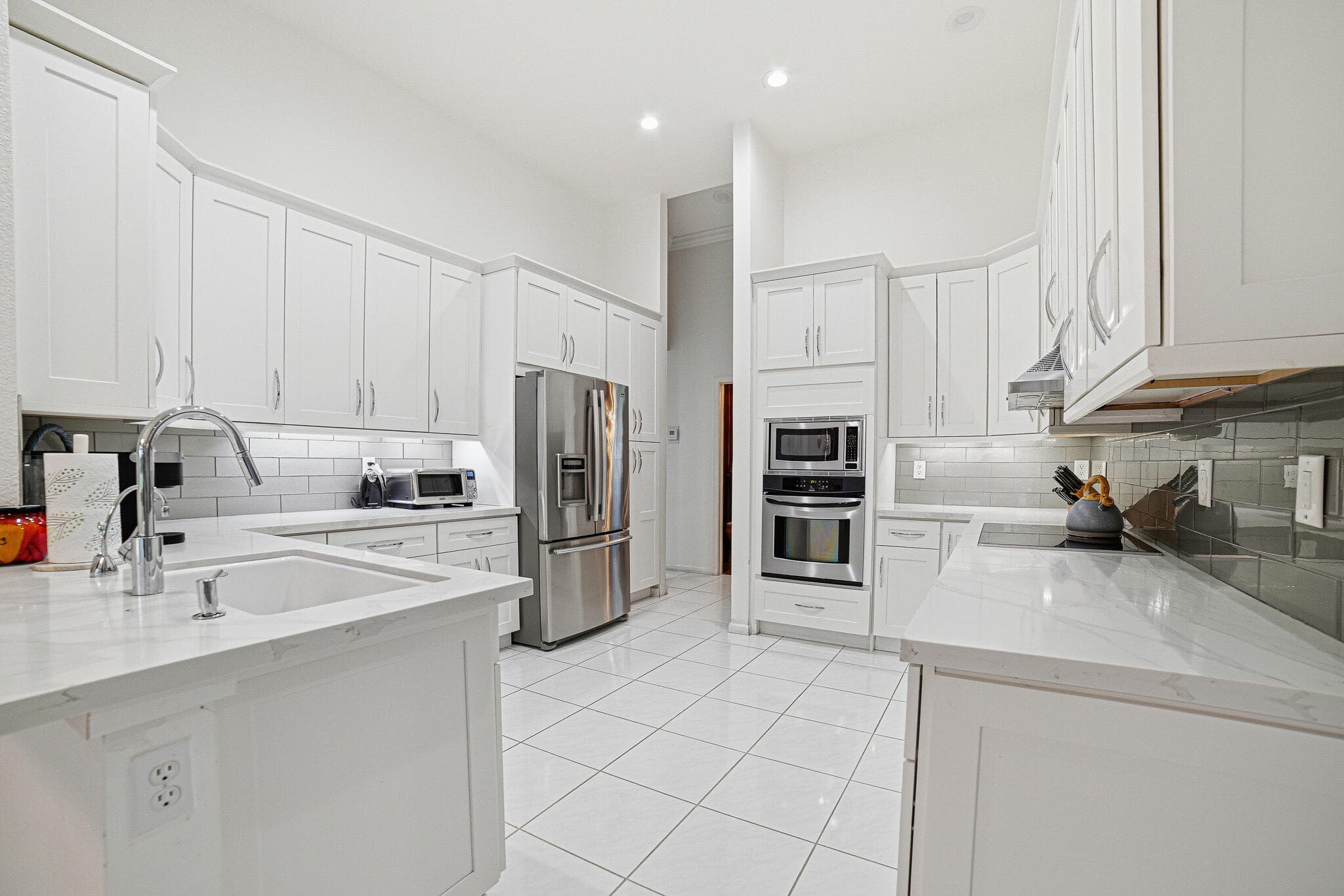 10791 River Glenn Drive, Boca Raton, FL 33428 — photo 18 of 68