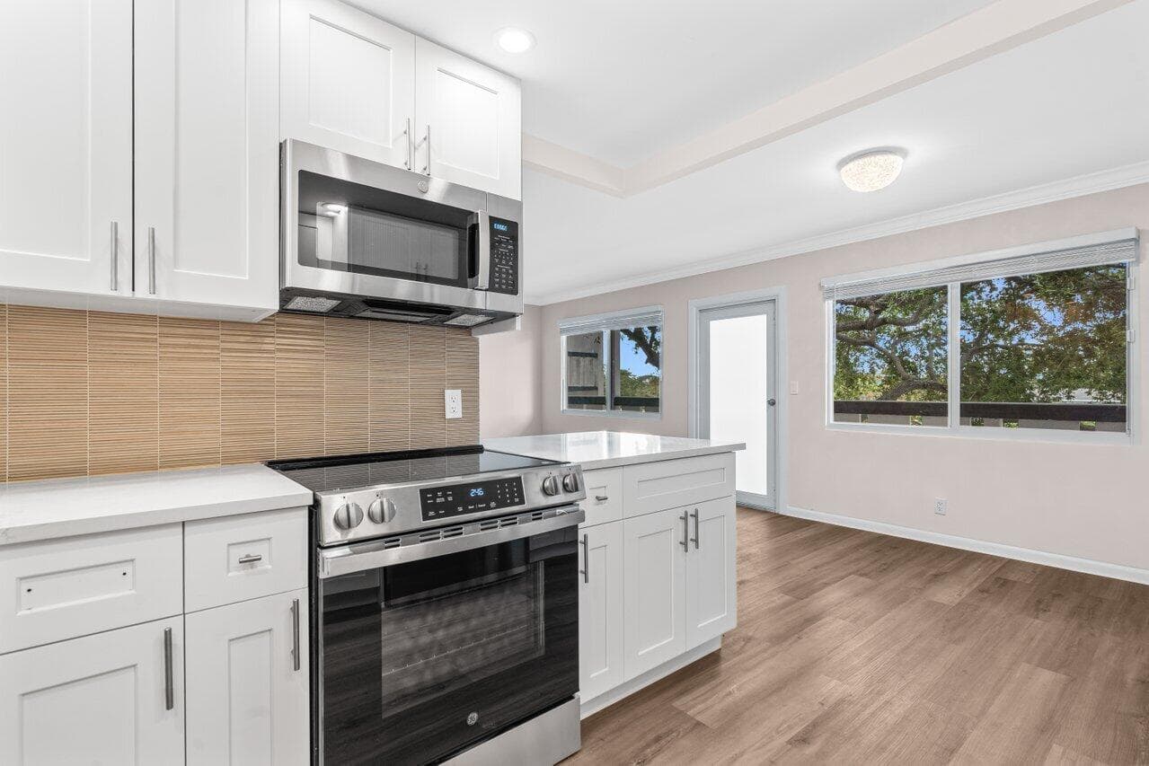 3024 Oakridge D 3024, Deerfield Beach, FL 33442 — photo 3 of 42