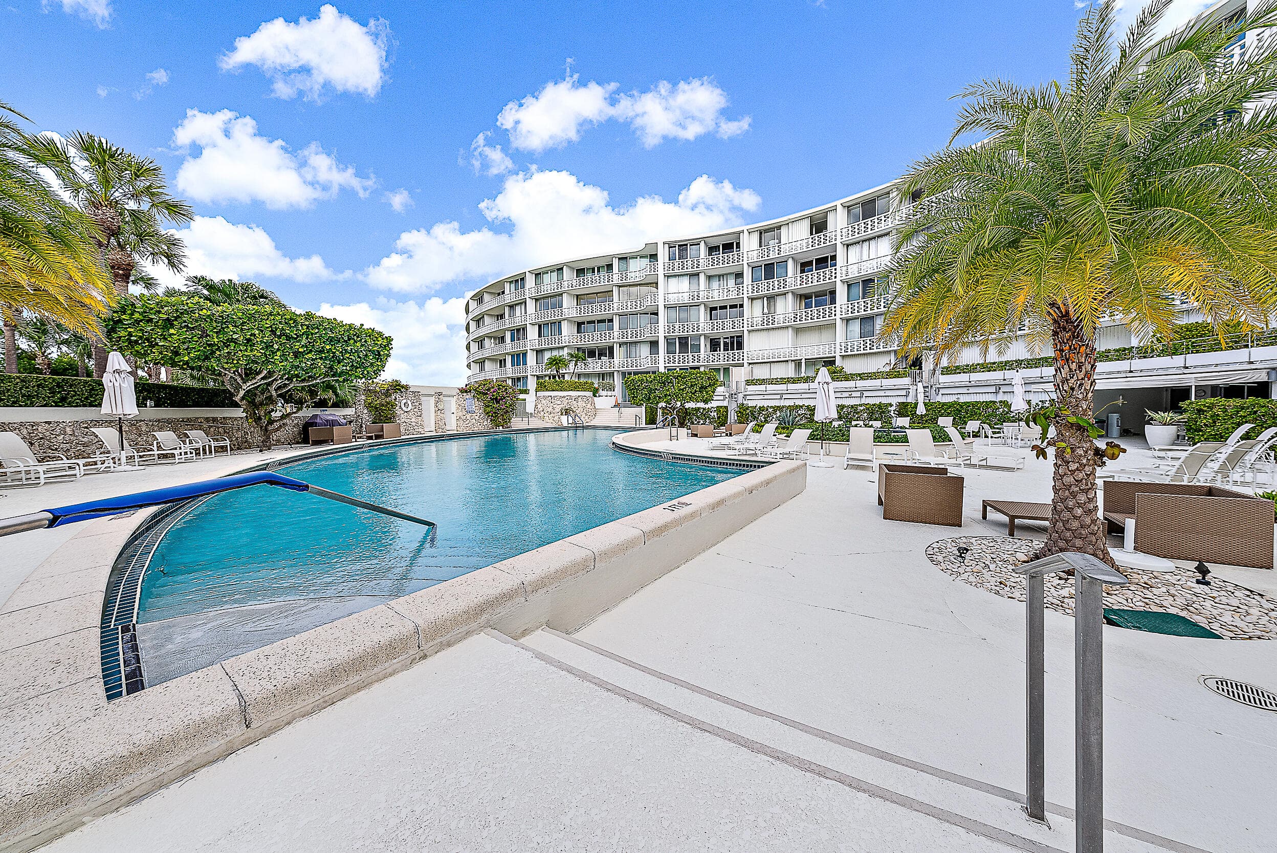 2760 S Ocean Boulevard 310, Palm Beach, FL 33480 — photo 18 of 29