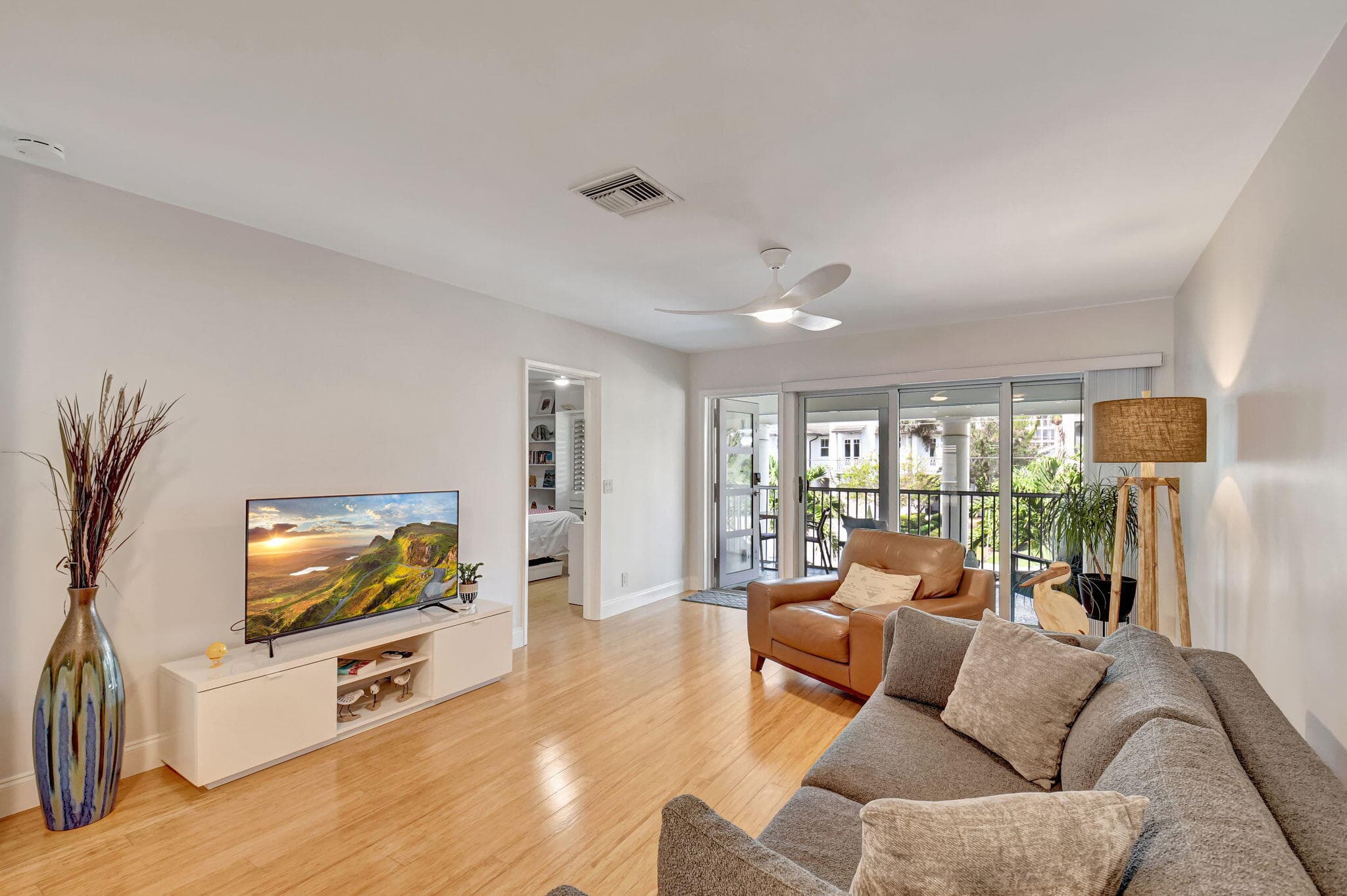 201 Venetian Drive 4, Delray Beach, FL 33483 — photo 13 of 48