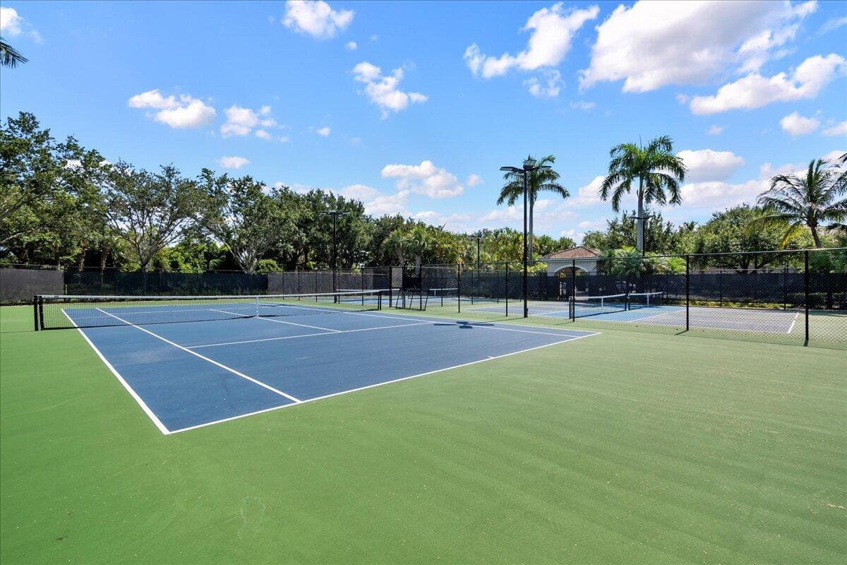 2804 Sarento Place 303, Palm Beach Gardens, FL 33410 — photo 31 of 51