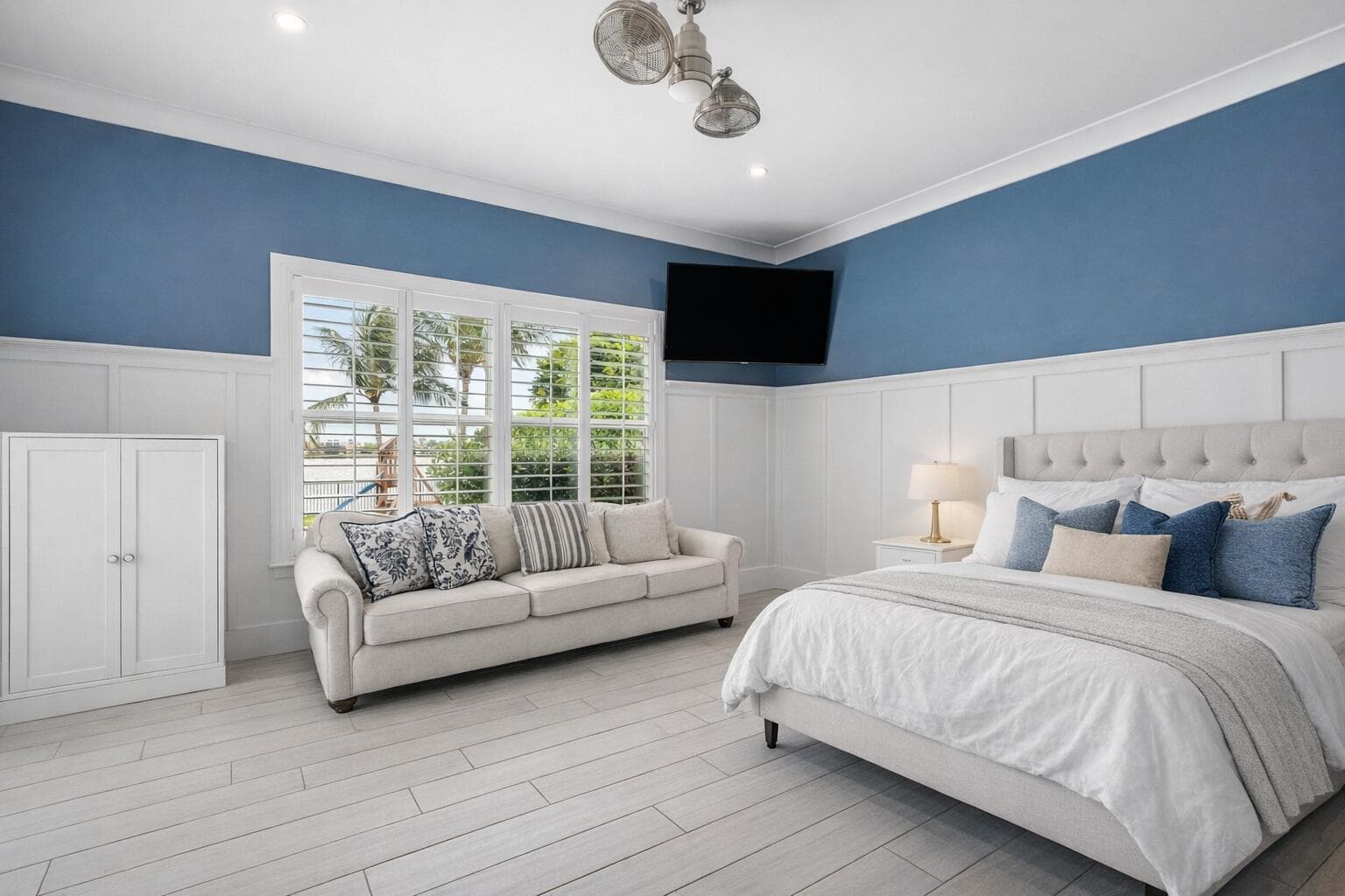 2100 Notre Dame Drive, Lake Worth Beach, FL 33460 — photo 25 of 46