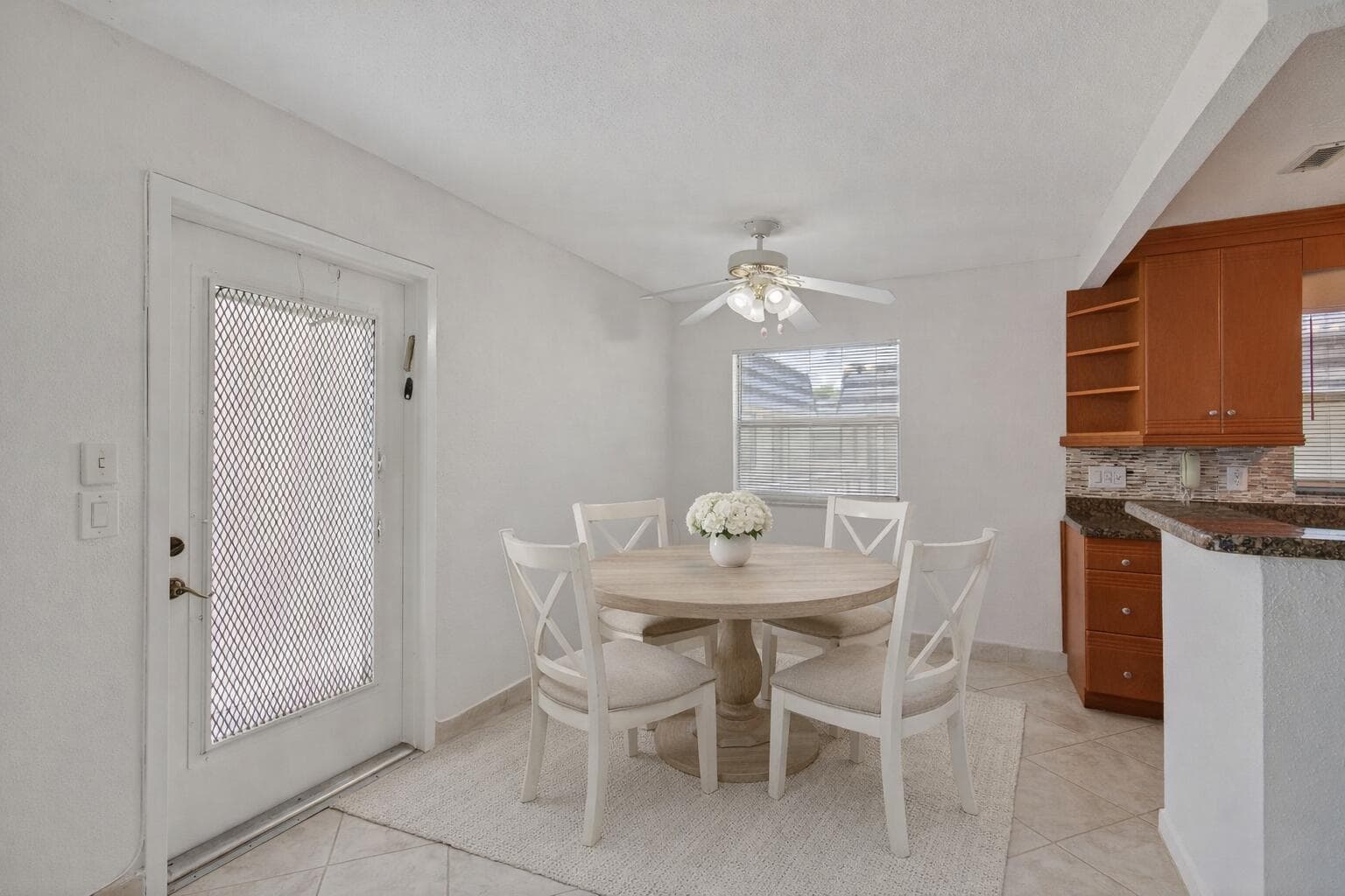 228 Brittany E, Delray Beach, FL 33446 — photo 6 of 36