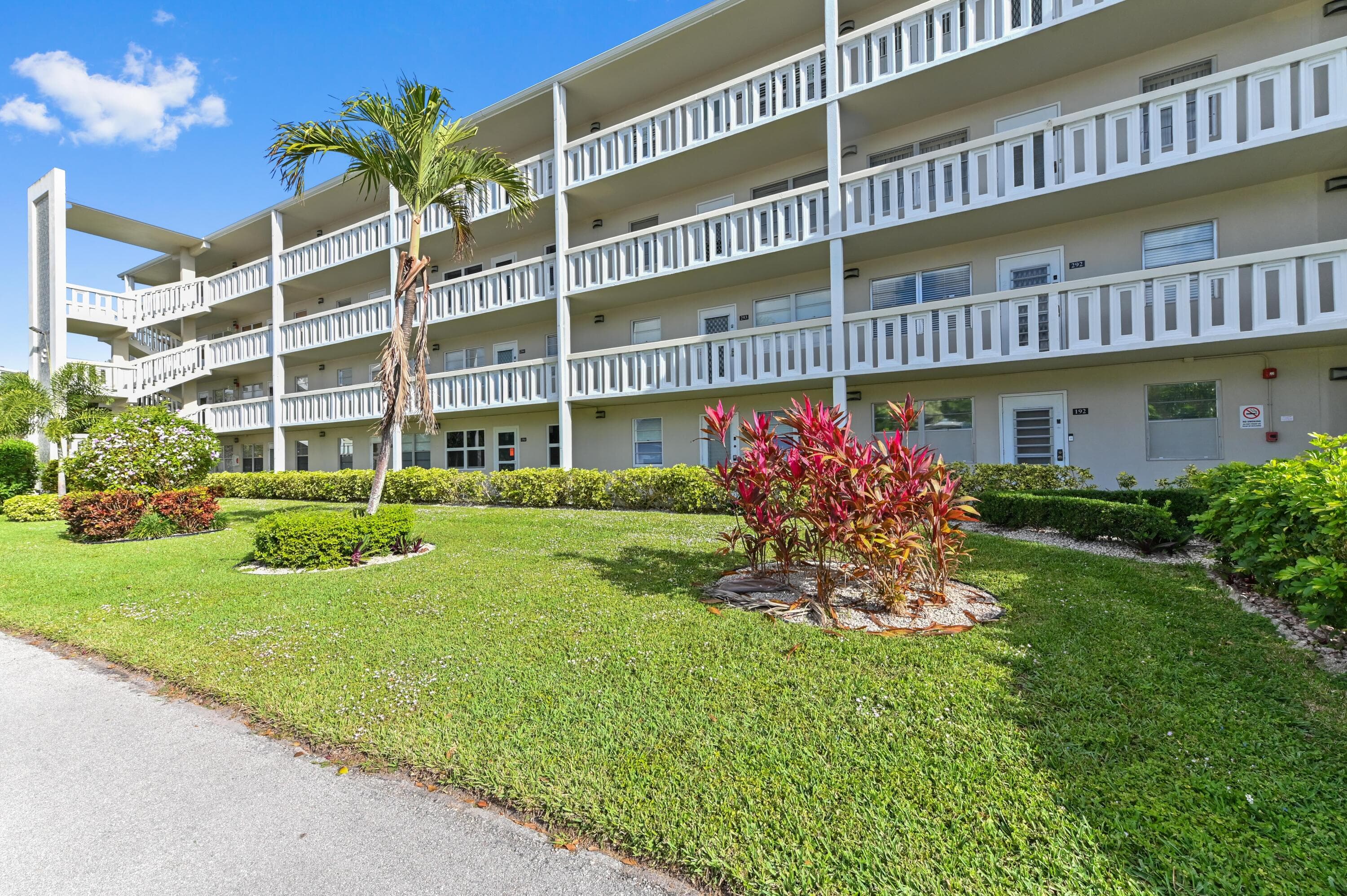 196 Grantham F 196, Deerfield Beach, FL 33442 — photo 26 of 29