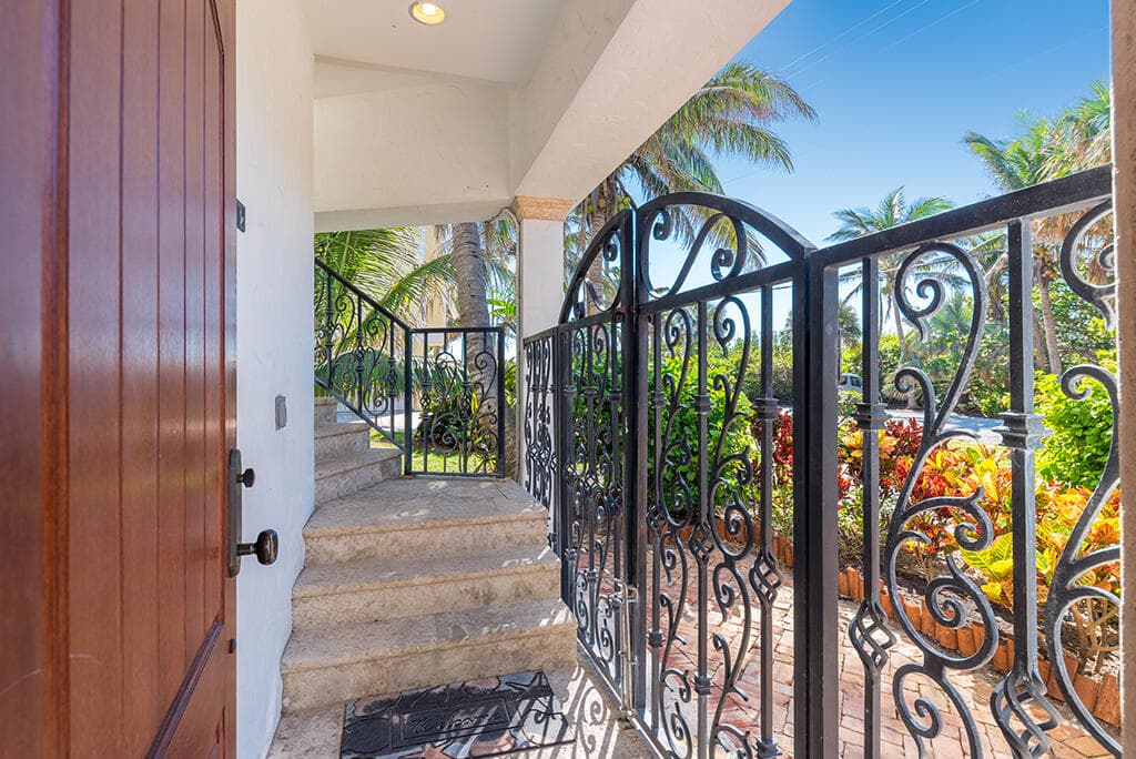 23 NE Macarthur Boulevard, Stuart, FL 34996 — photo 24 of 116
