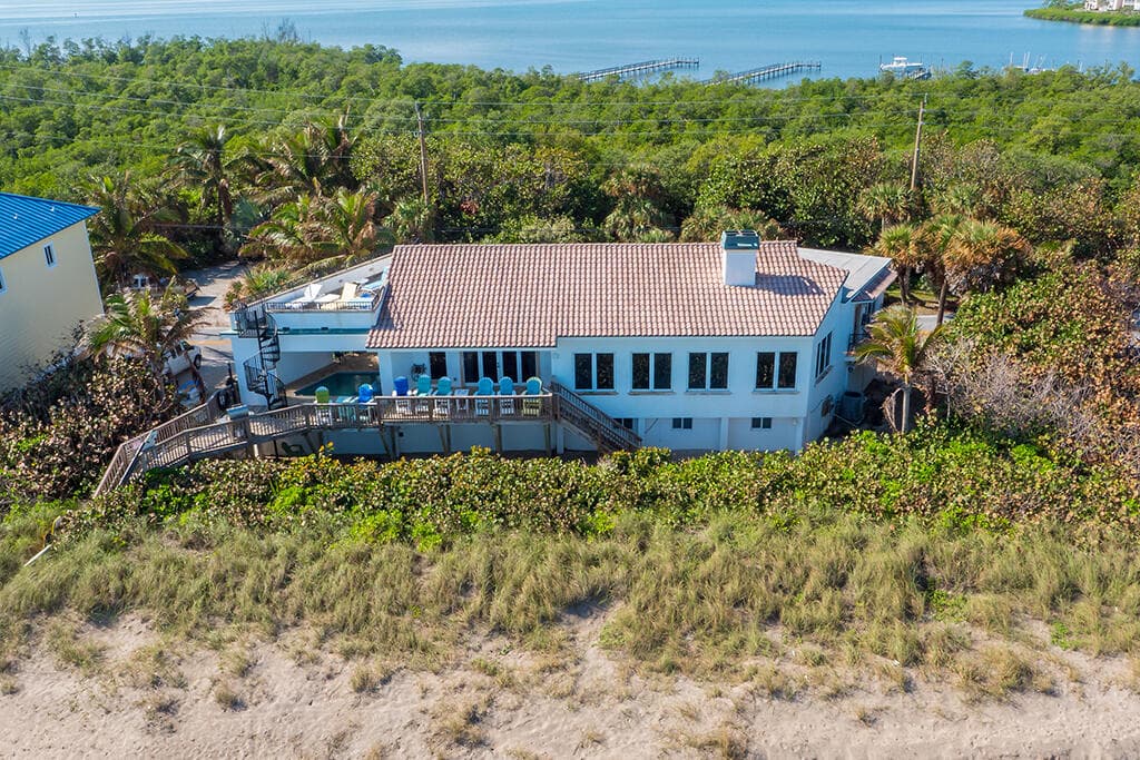 23 NE Macarthur Boulevard, Stuart, FL 34996 — photo 11 of 116