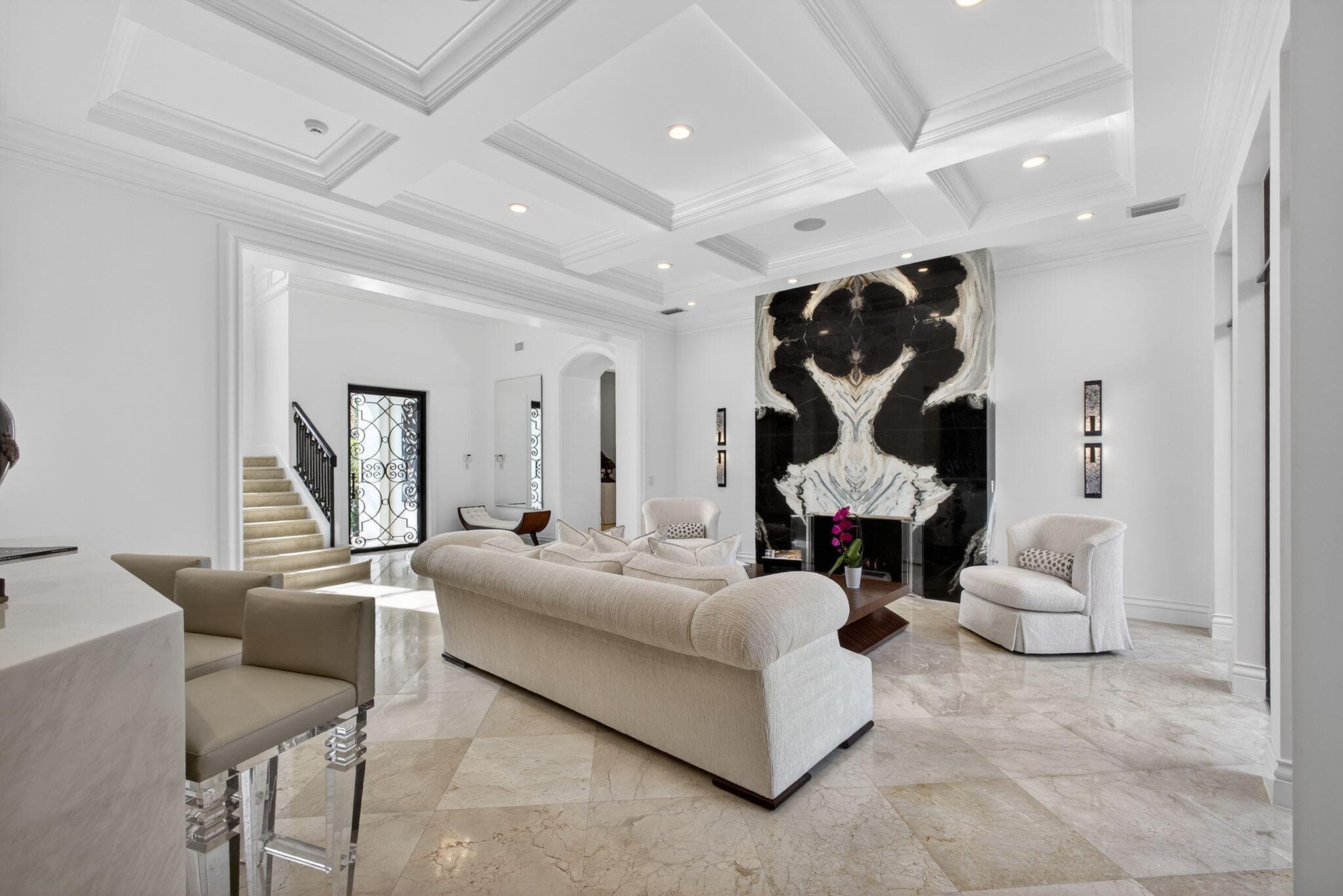 213 Via Palacio, Palm Beach Gardens, FL 33418 — photo 20 of 159