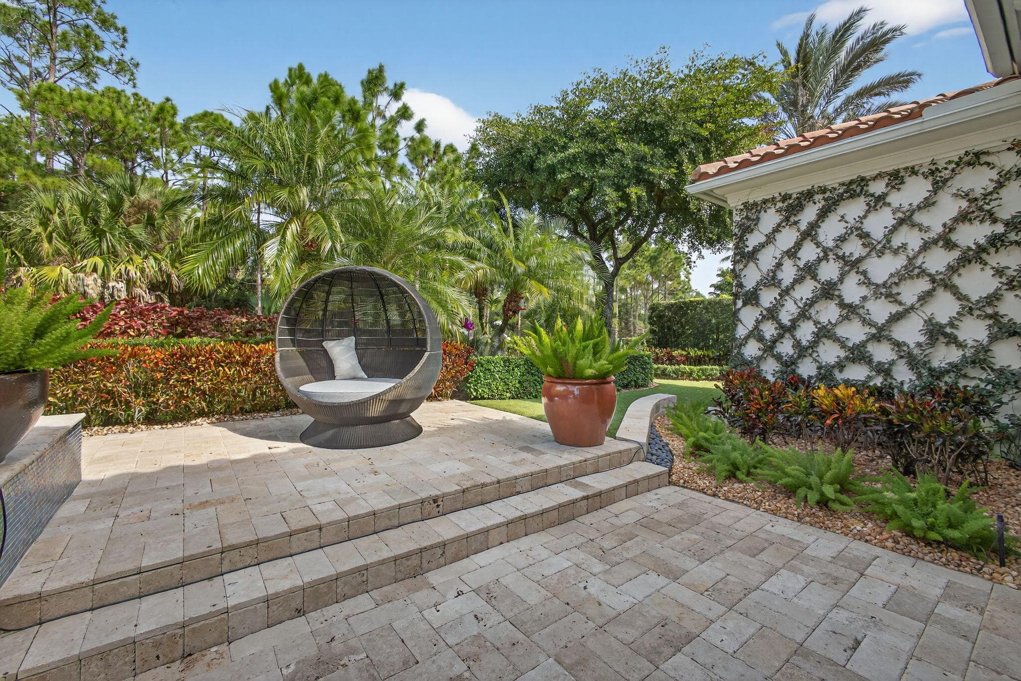 213 Via Palacio, Palm Beach Gardens, FL 33418 — photo 135 of 159