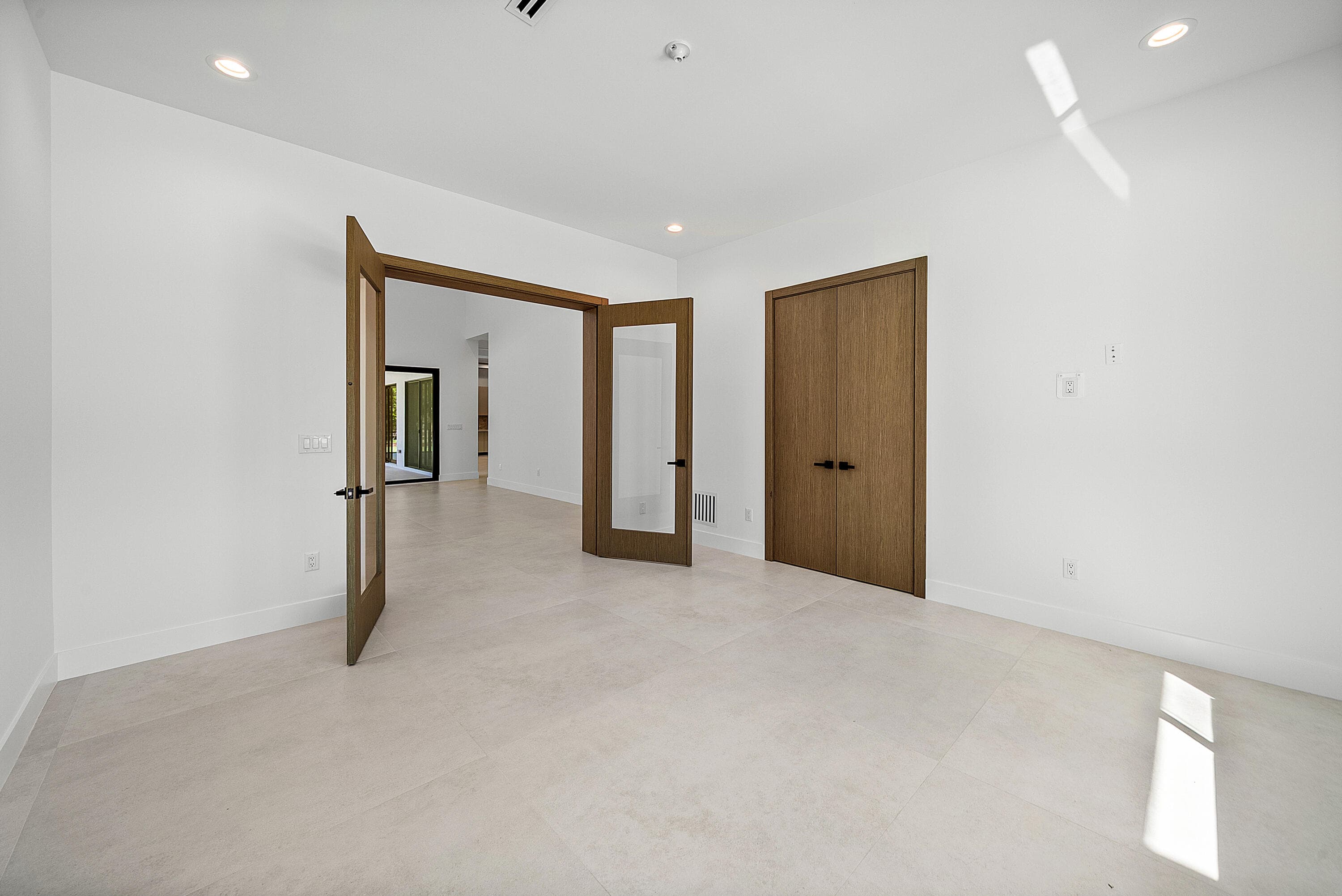14817 Paddock Drive, Wellington, FL 33414 — photo 10 of 63