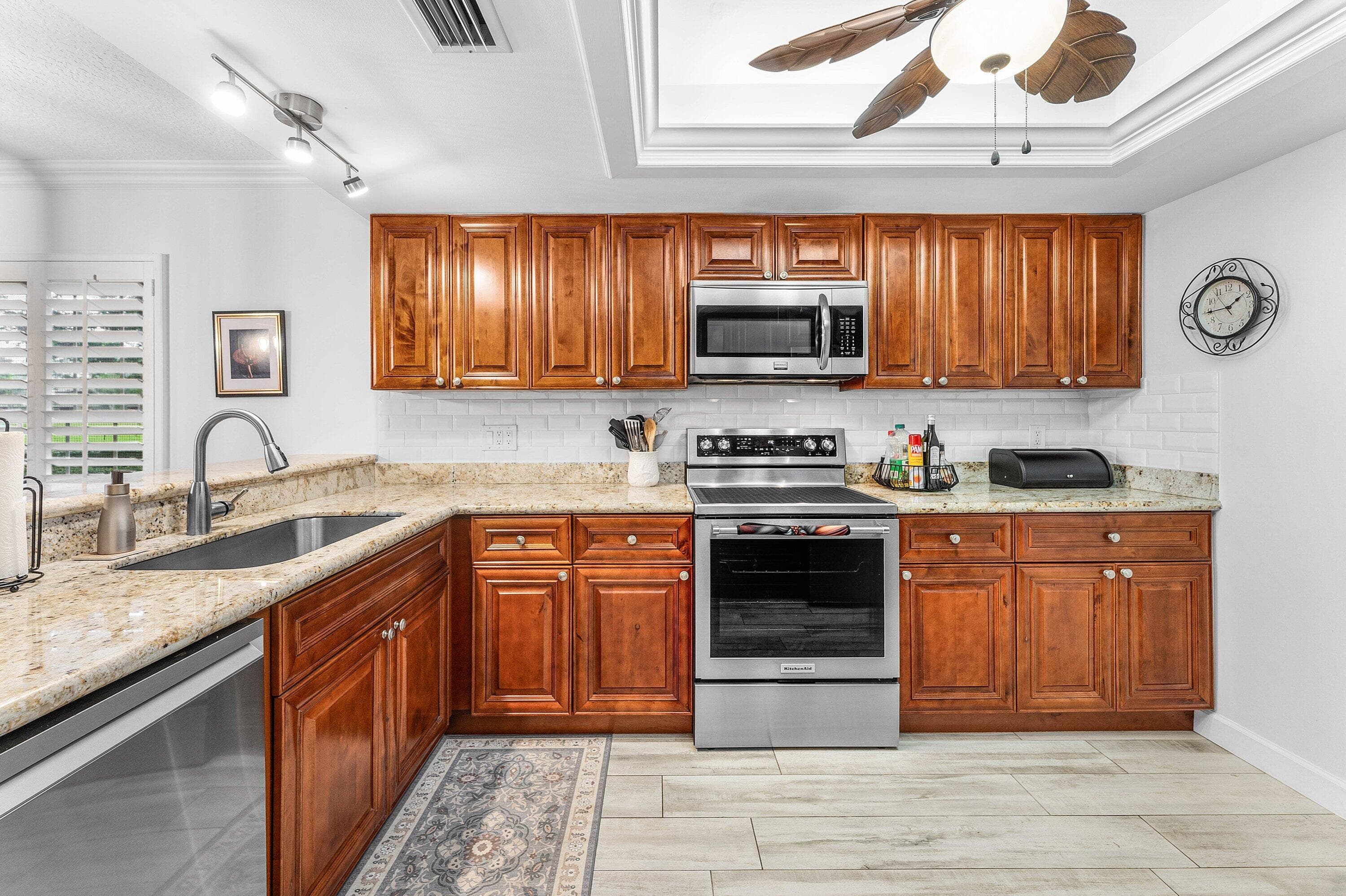 9179 SE Riverfront Terrace F, Jupiter, FL 33469 — photo 4 of 50