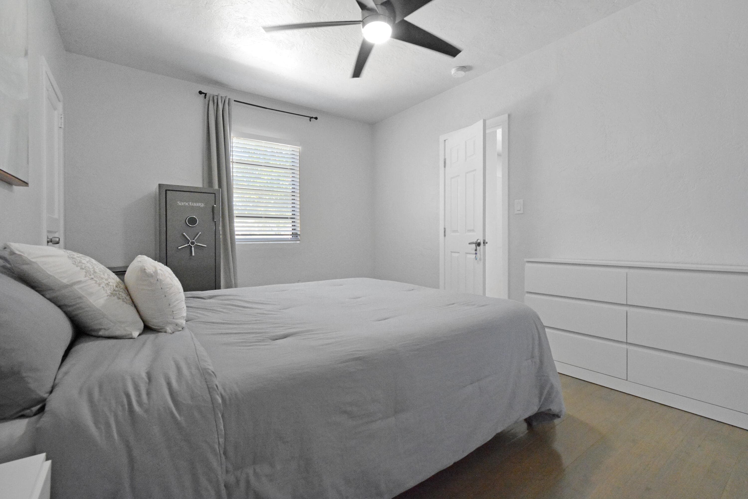 2140 Monroe Terrace, Hollywood, FL 33020 — photo 16 of 34
