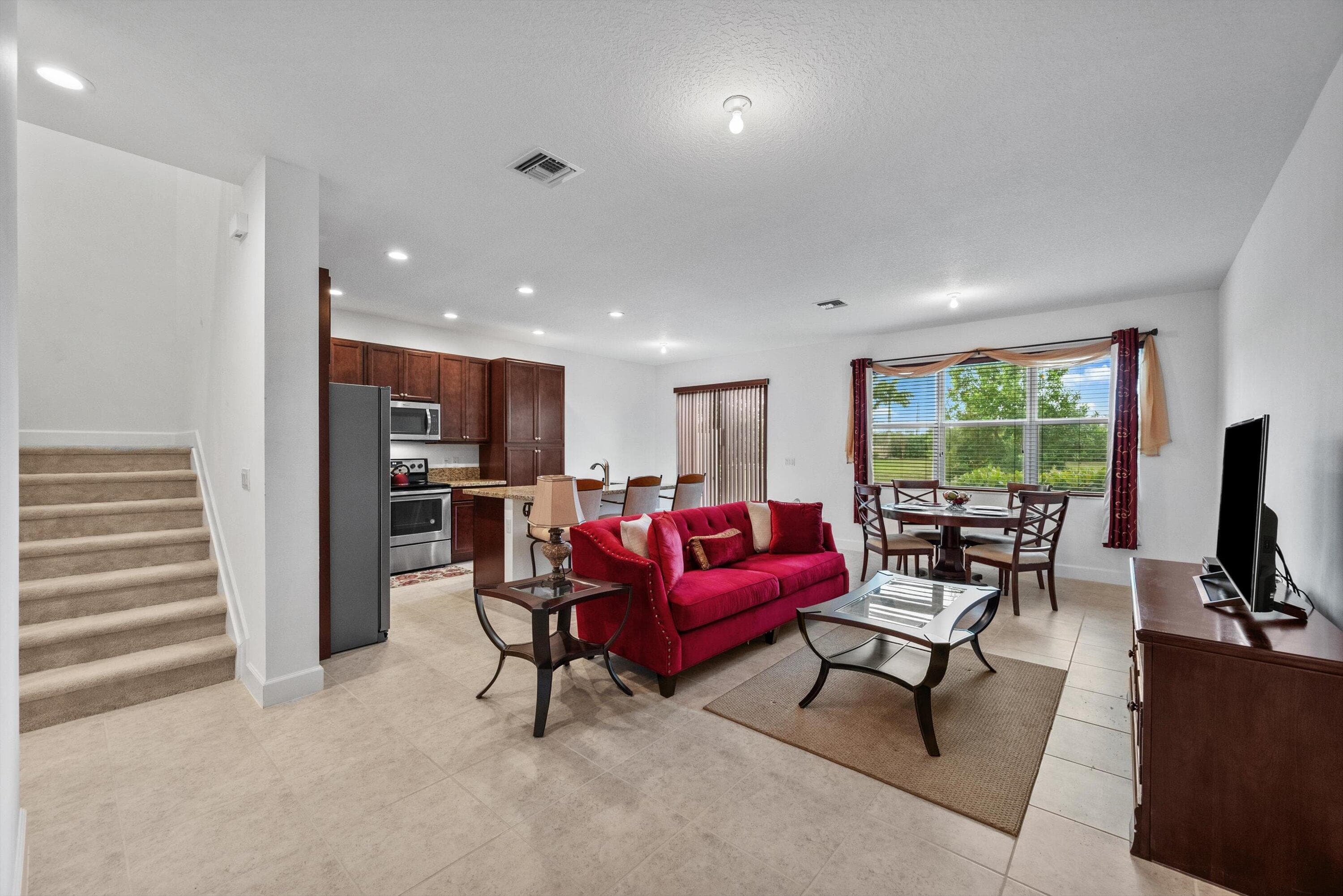 9059 Kingsmoor Way, Lake Worth, FL 33467 — photo 7 of 44