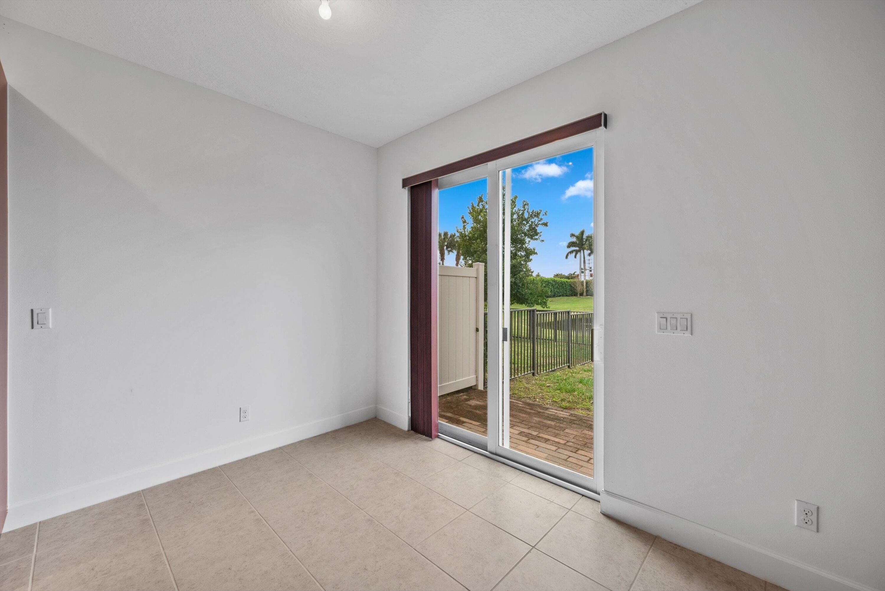 9059 Kingsmoor Way, Lake Worth, FL 33467 — photo 14 of 44