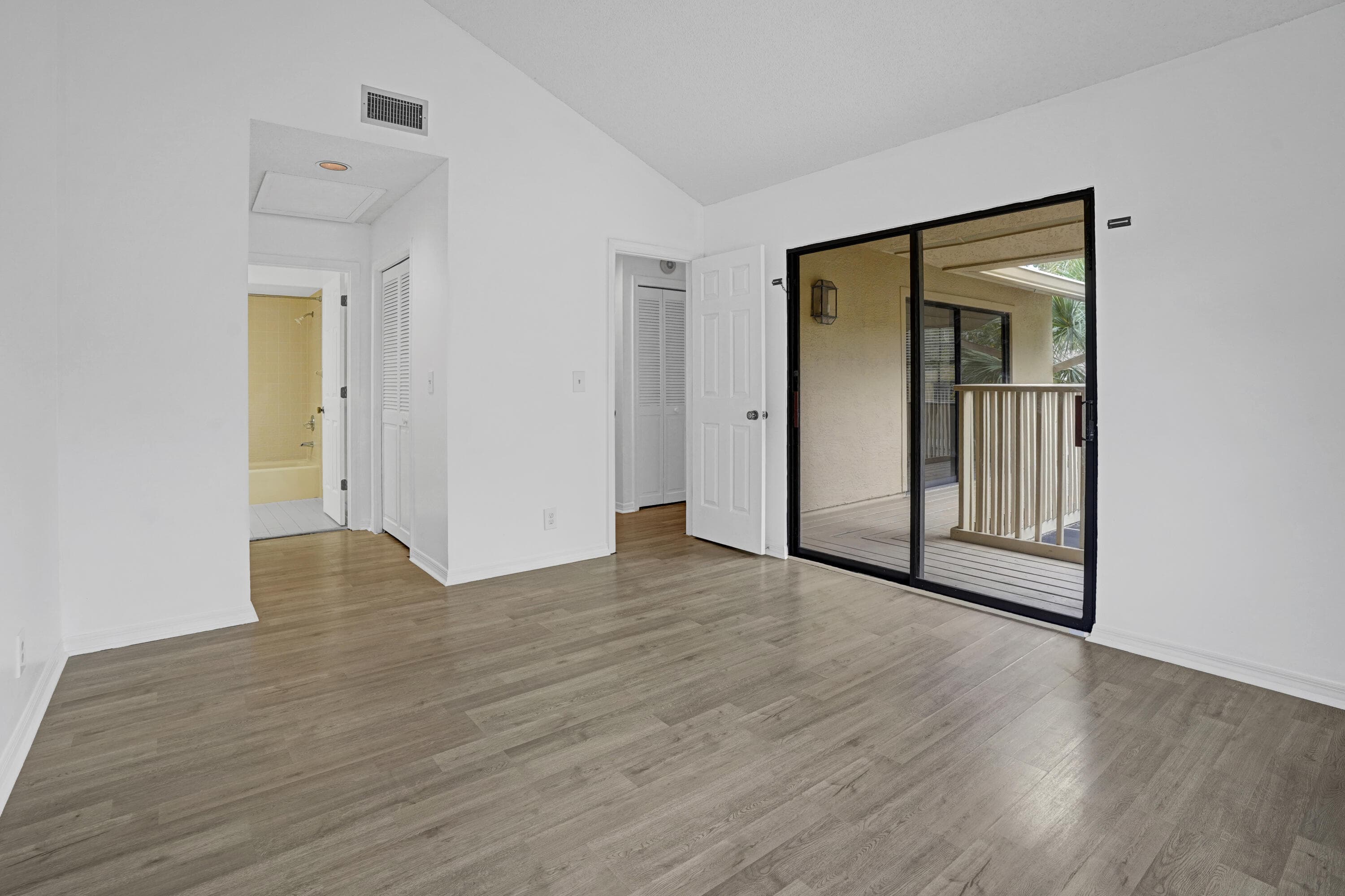 7437 SE Jamestown Terrace 1304, Hobe Sound, FL 33455 — photo 25 of 30