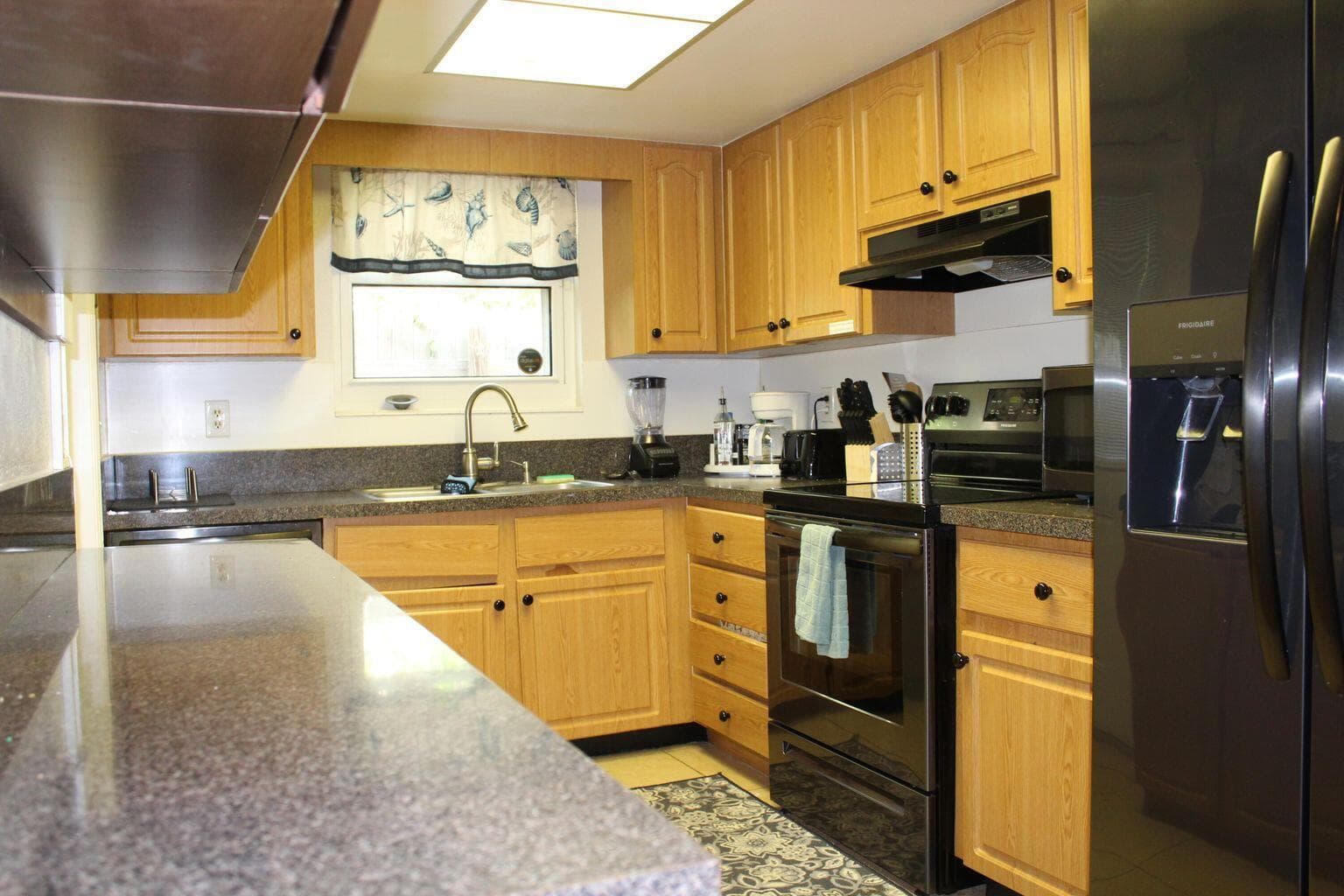 323 W Palm Street, Lantana, FL 33462 — photo 4 of 11