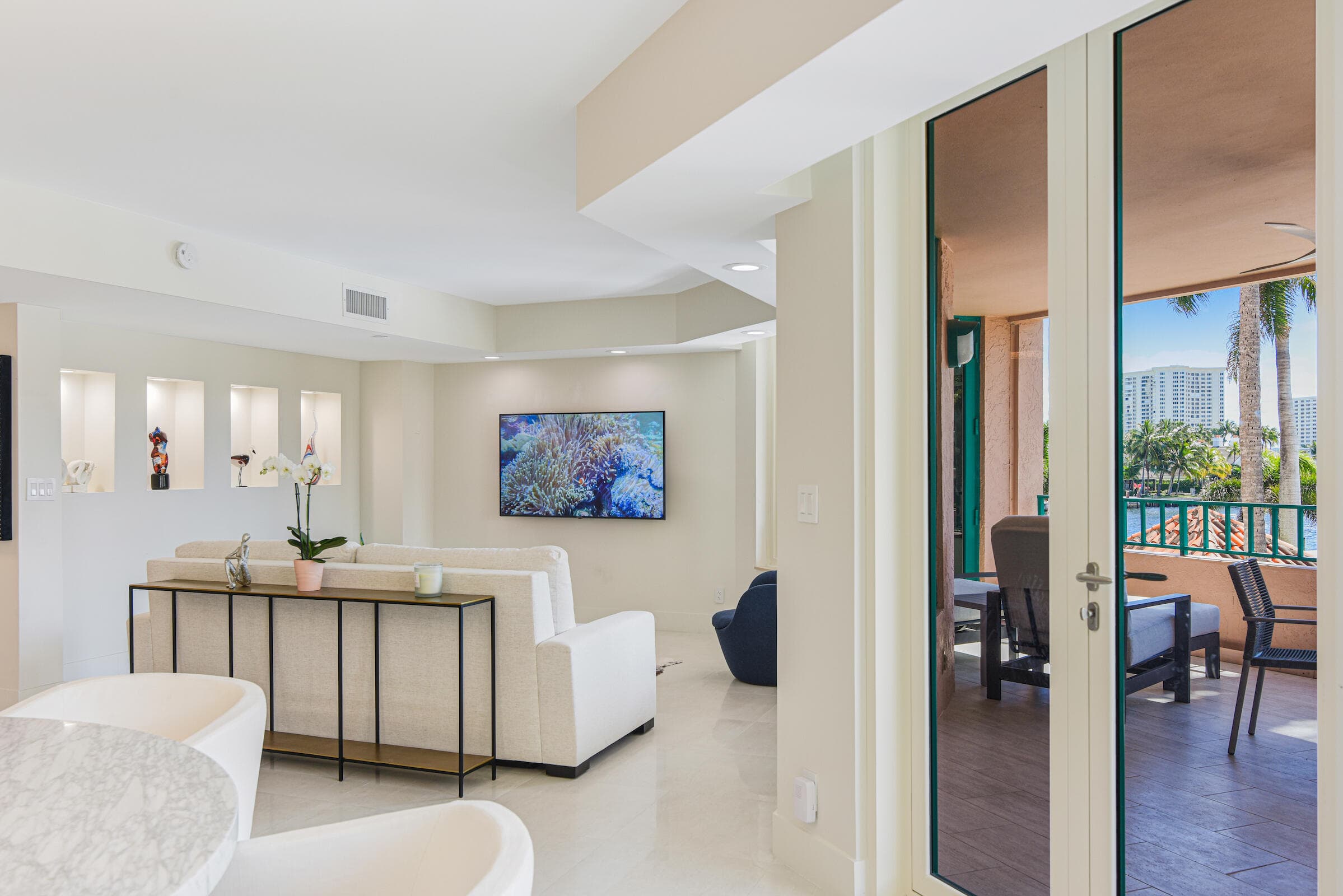 100 SE 5th Avenue 305, Boca Raton, FL 33432 — photo 18 of 69