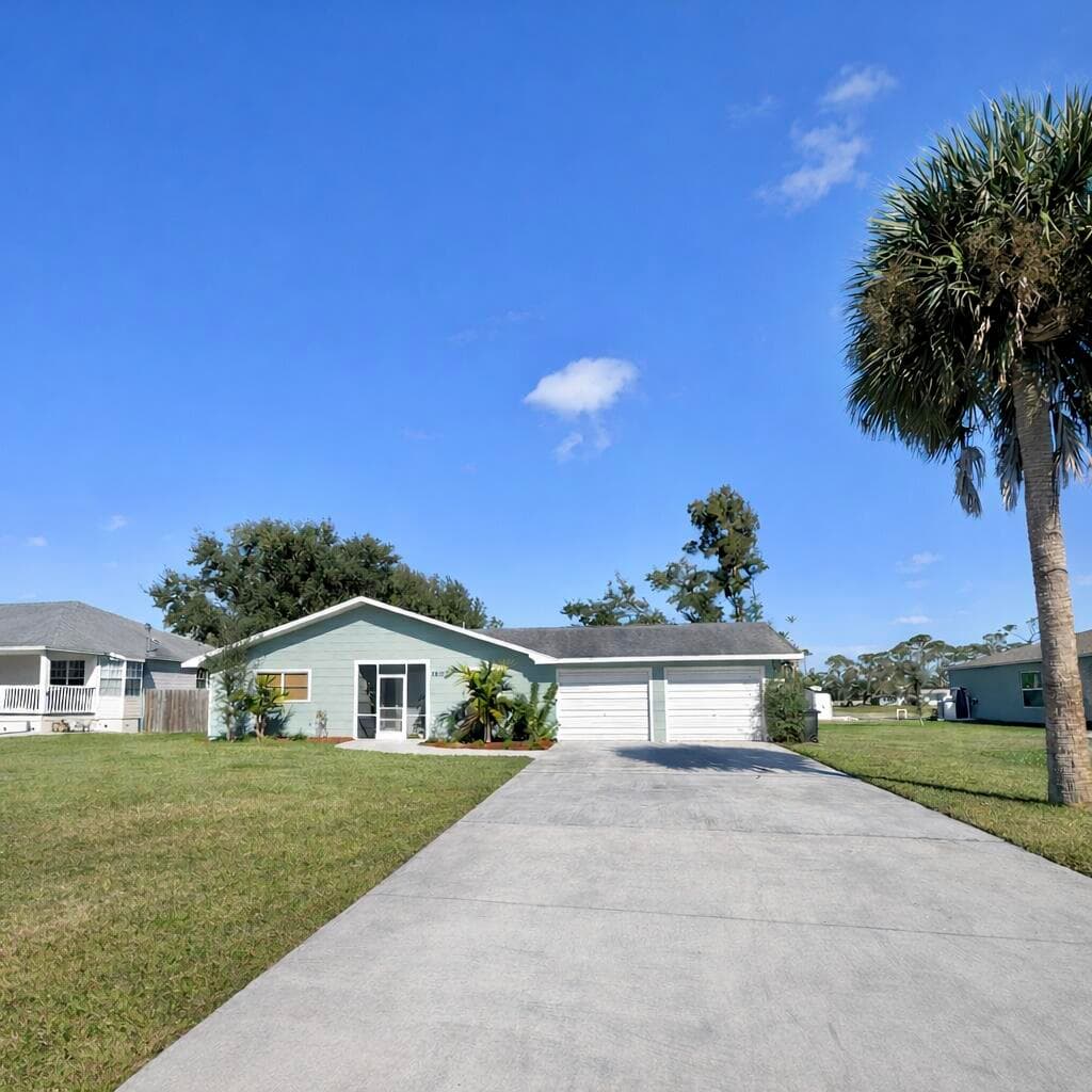 5812 Killarney Avenue, Fort Pierce, FL 34951 — photo 10 of 31