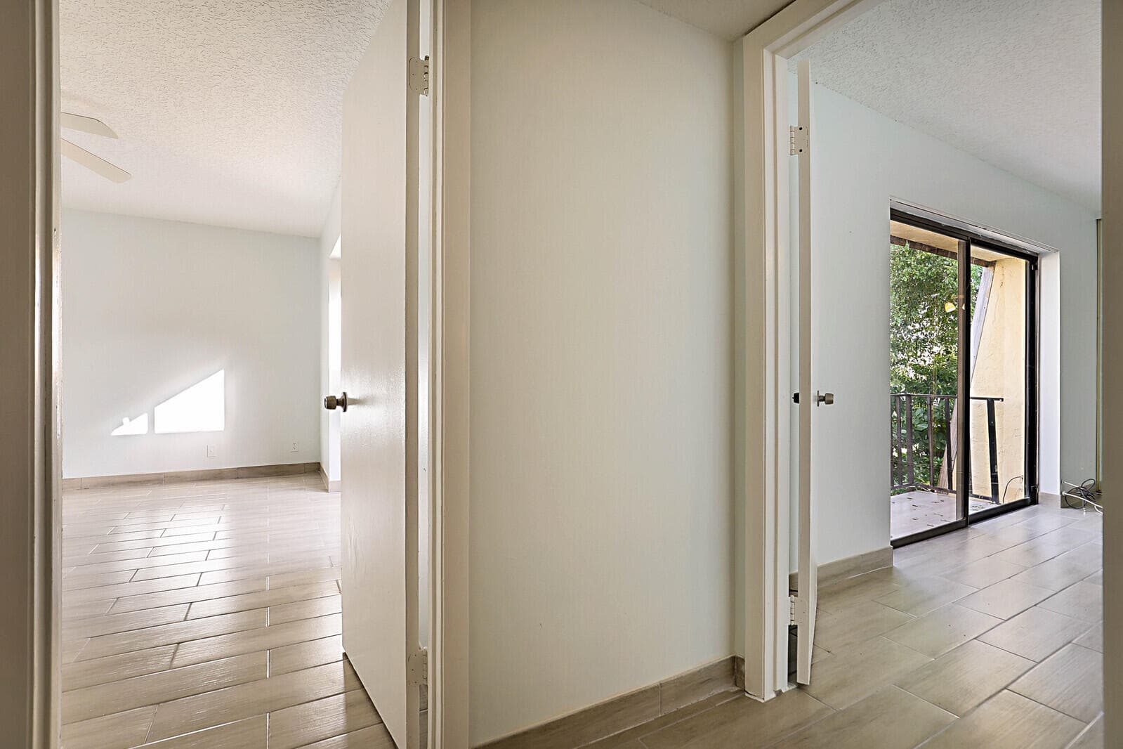 253 Woodland Road, Palm Springs, FL 33461 — photo 16 of 27