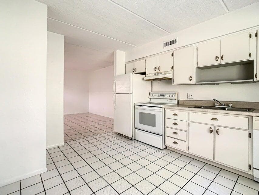 714 Michigan Court, St. Cloud, FL 34769 — photo 21 of 36