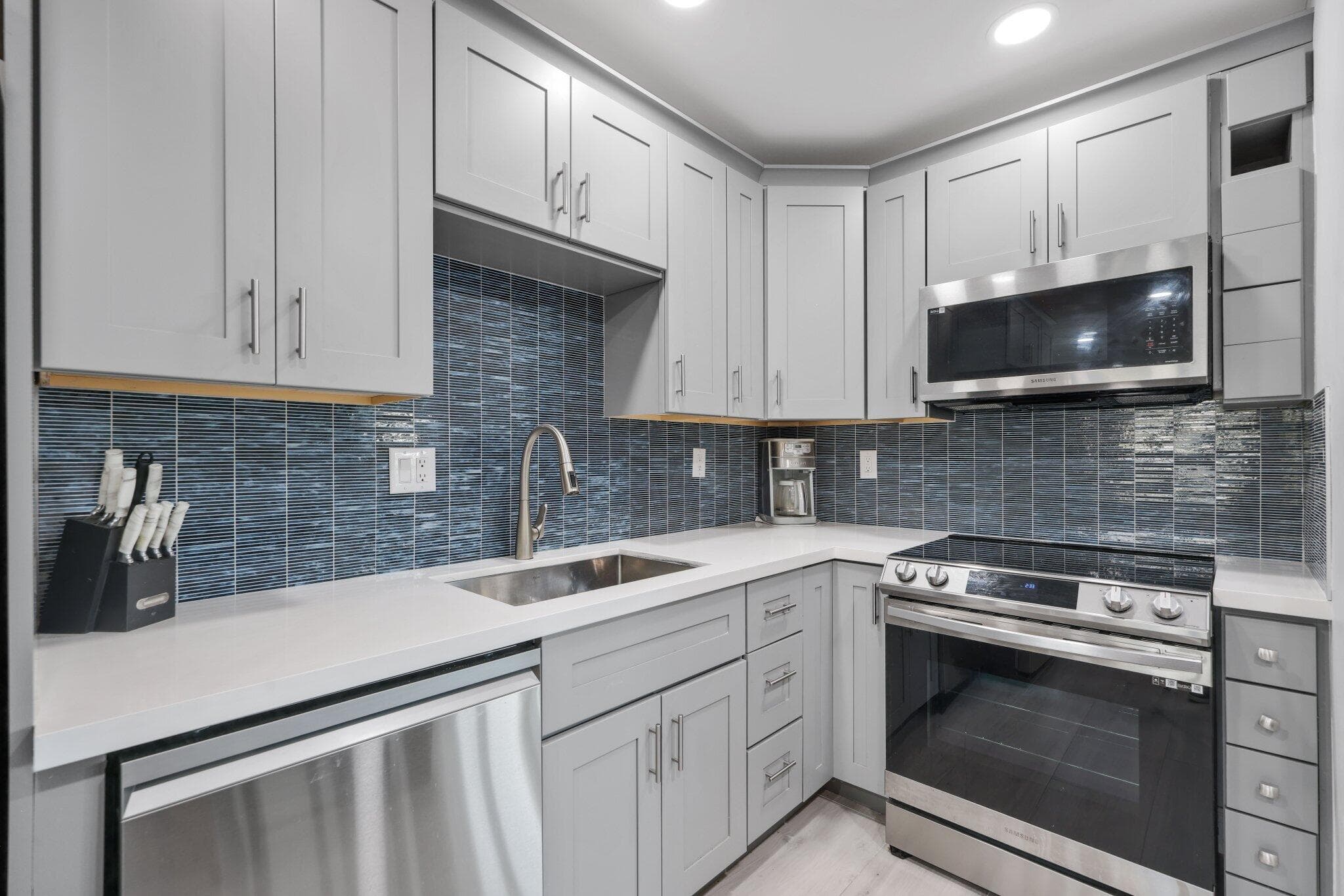 830 SE 22nd Avenue, Pompano Beach, FL 33062 — photo 47 of 68