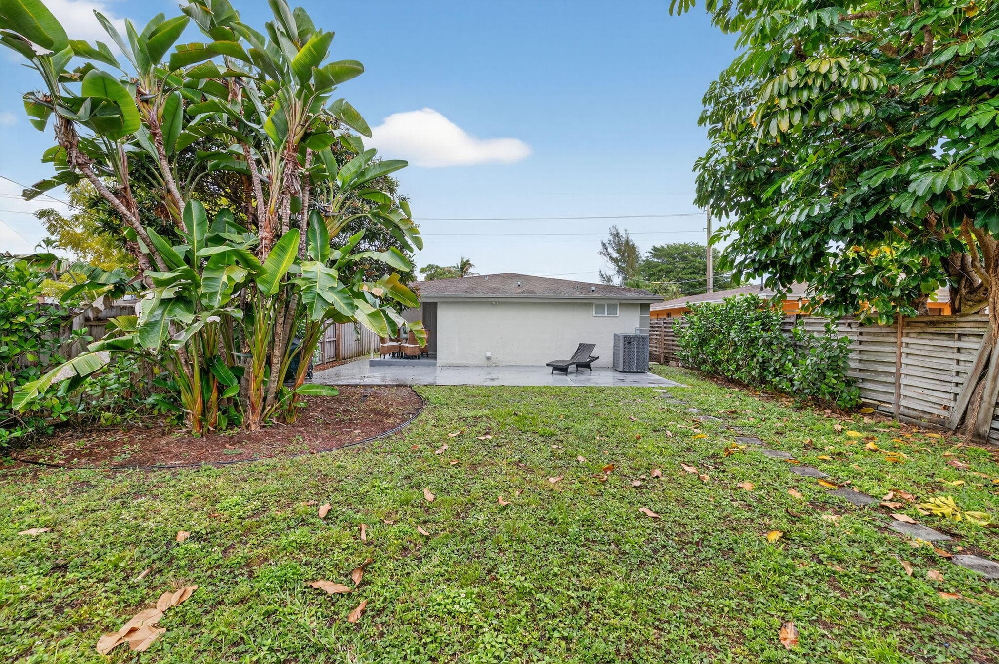 698 NE 36th Street, Oakland Park, FL 33334 — photo 22 of 29