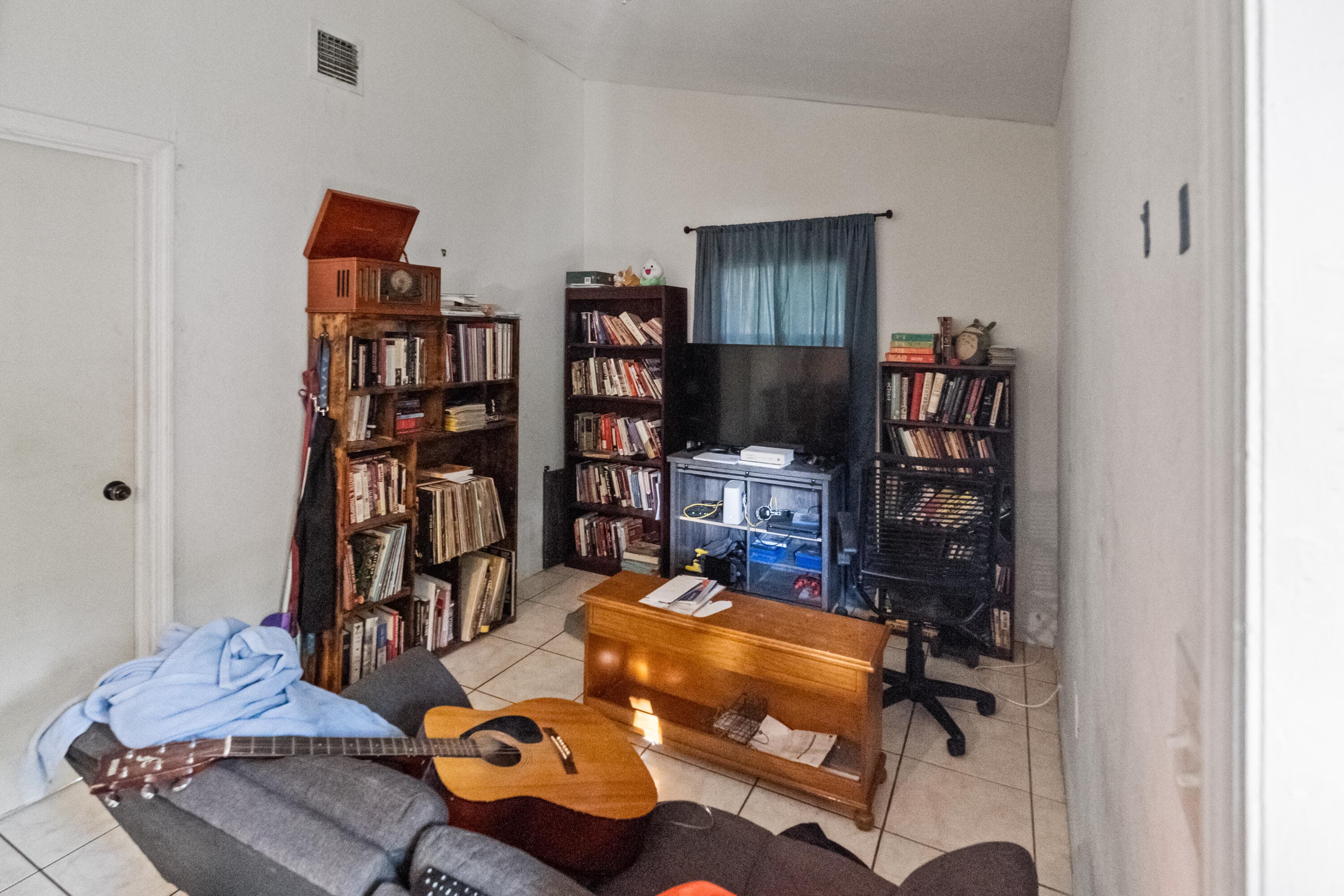 8111 NE 1st Avenue, Miami, FL 33138 — photo 27 of 32