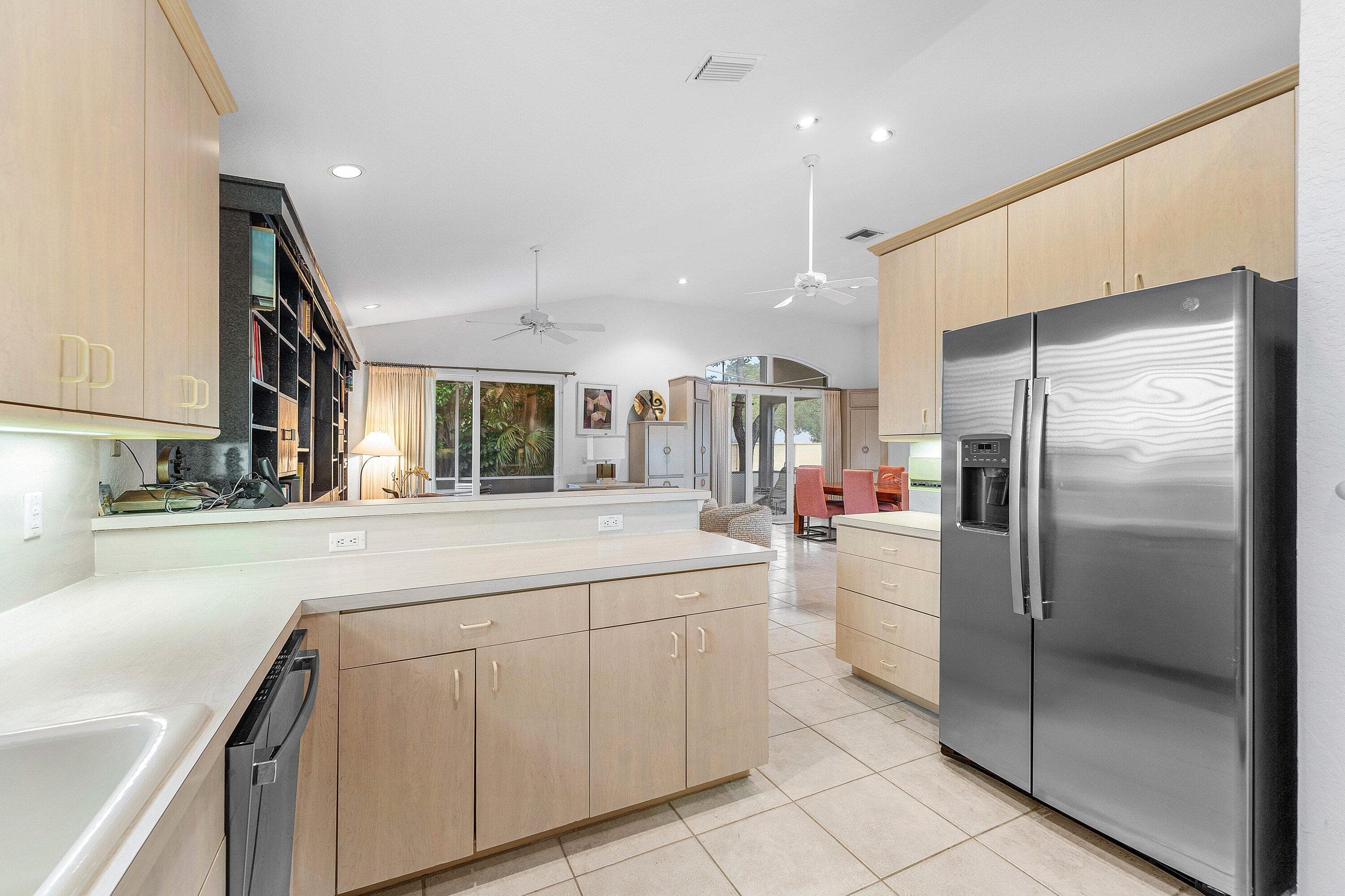 7707 NW 79th Street, Tamarac, FL 33321 — photo 18 of 46