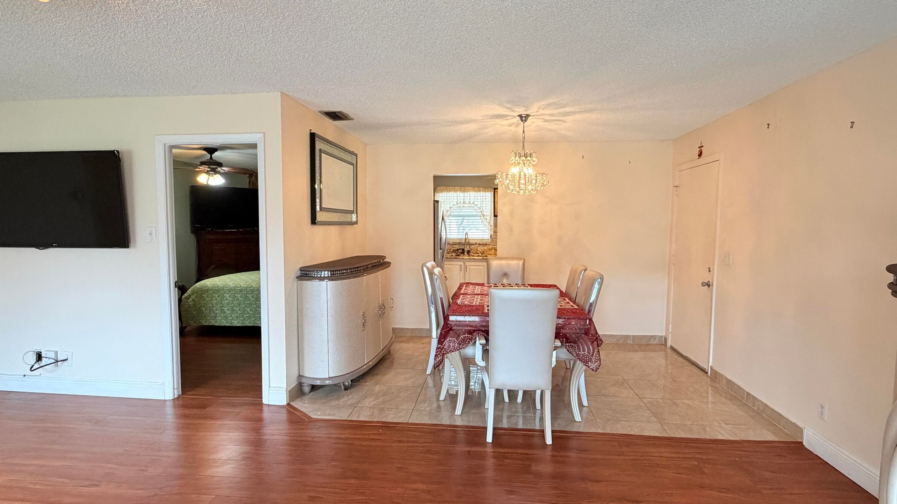 320 Lake Dora Drive 320, West Palm Beach, FL 33411 — photo 10 of 19