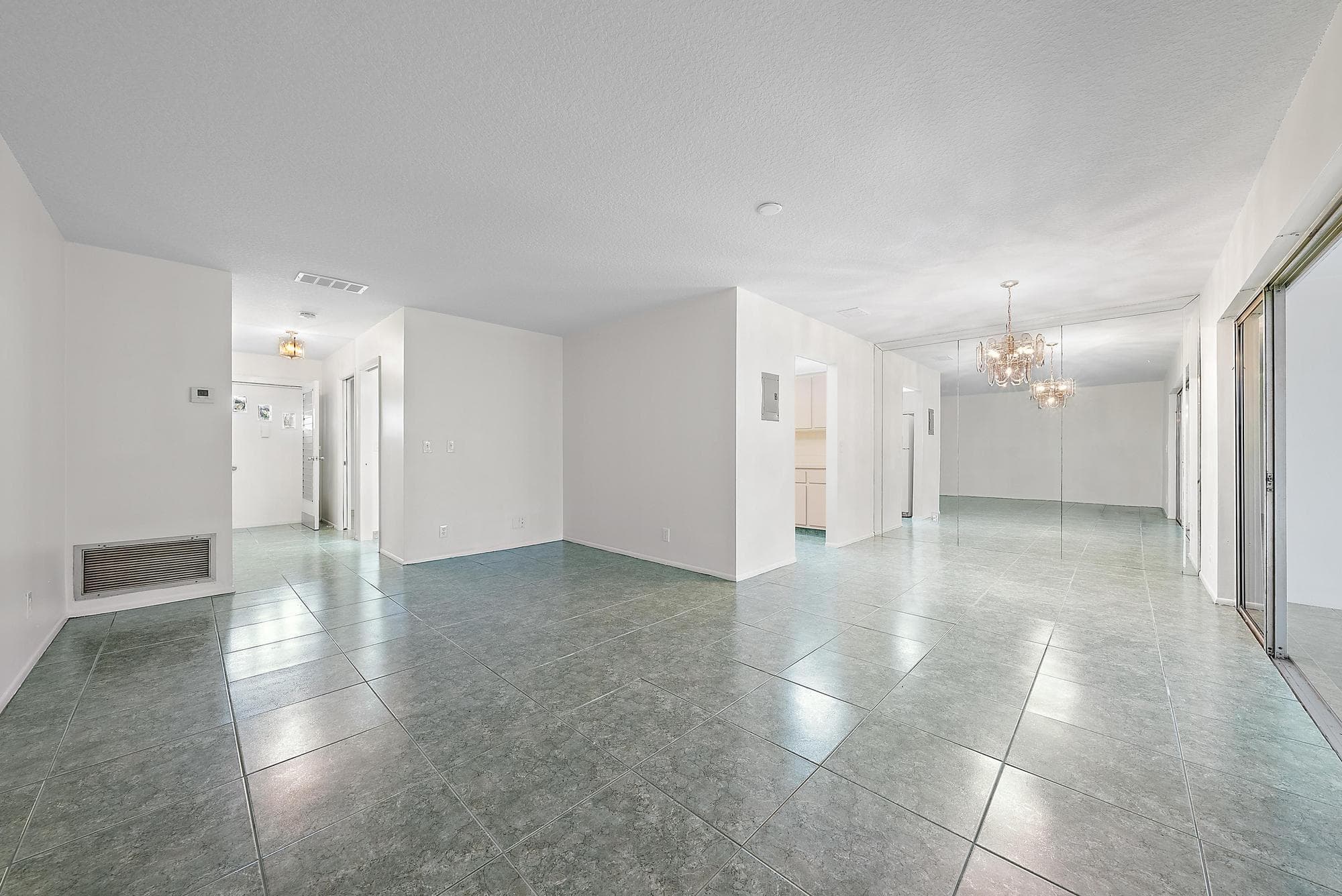 2638 Gately Drive E 45, West Palm Beach, FL 33415 — photo 5 of 16