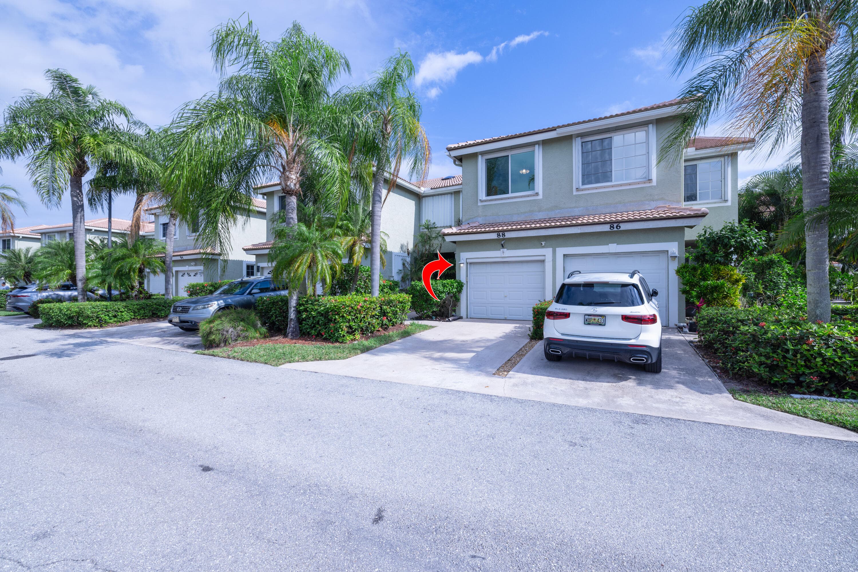 88 N Lakeshore Drive, Hypoluxo, FL 33462 — photo 39 of 64