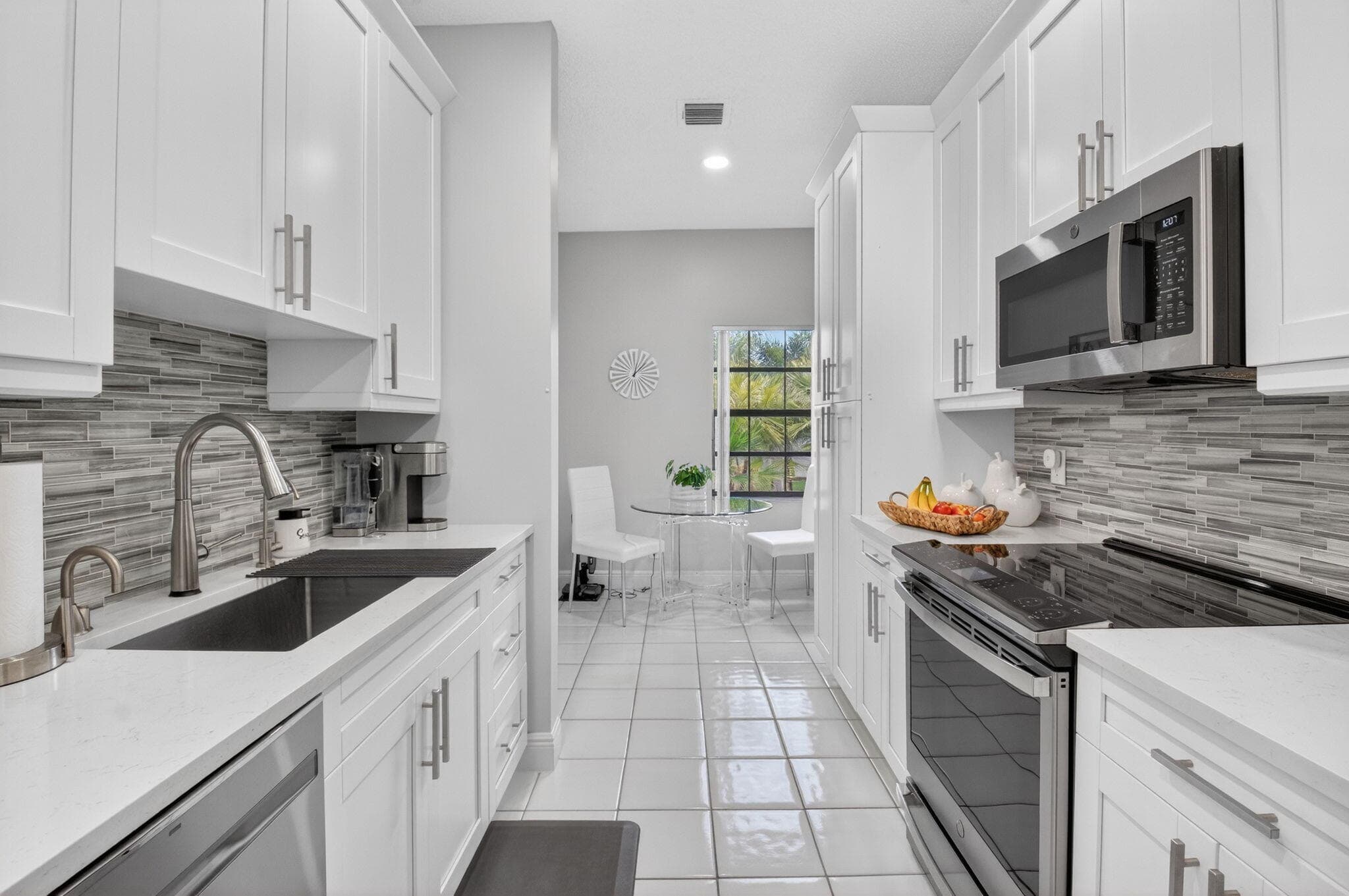 5374 Venetia Court E, Boynton Beach, FL 33437 — photo 8 of 56