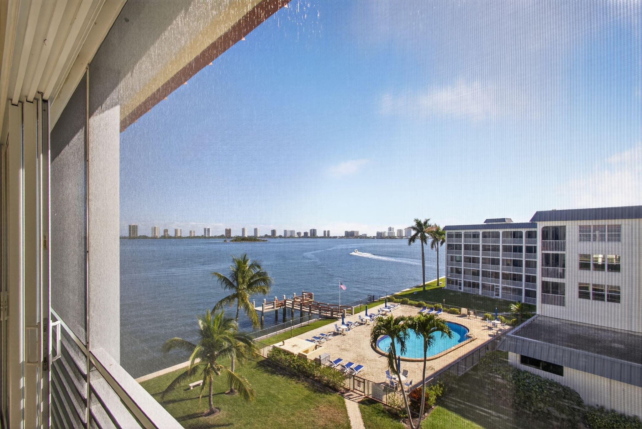 105 Paradise Harbour Boulevard 506, North Palm Beach, FL 33408 — photo 9 of 40