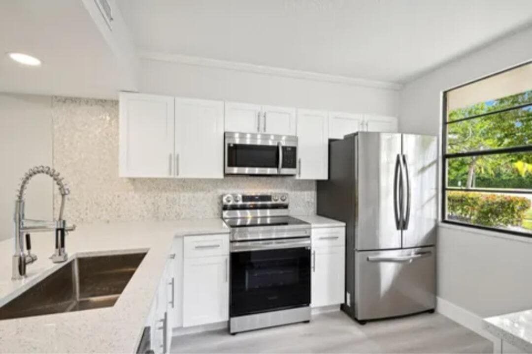 3507 Village Boulevard 105, West Palm Beach, FL 33409 — photo 5 of 27