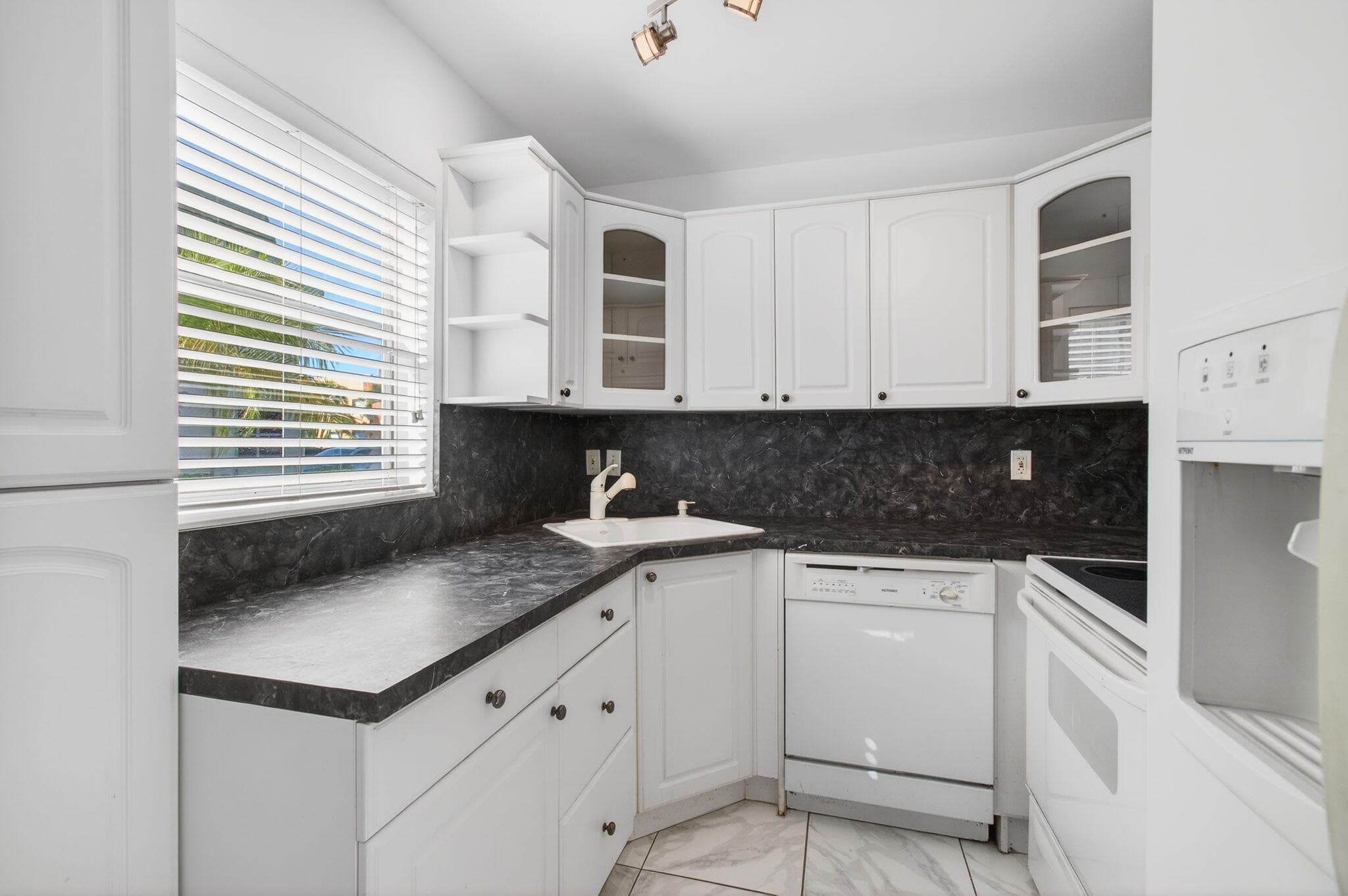 393 Flanders I, Delray Beach, FL 33484 — photo 10 of 50
