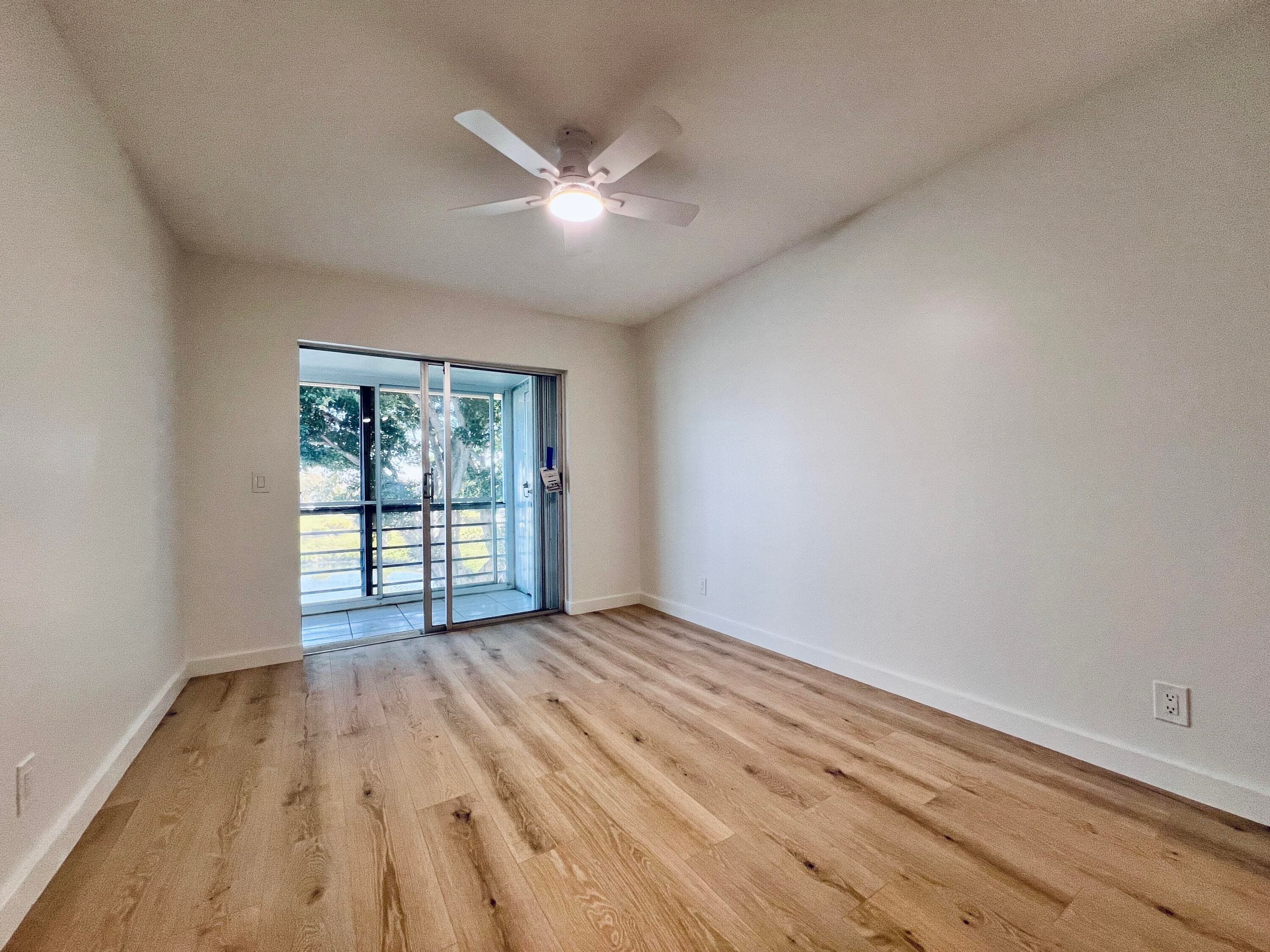 130 Chatham F, West Palm Beach, FL 33417 — photo 11 of 18